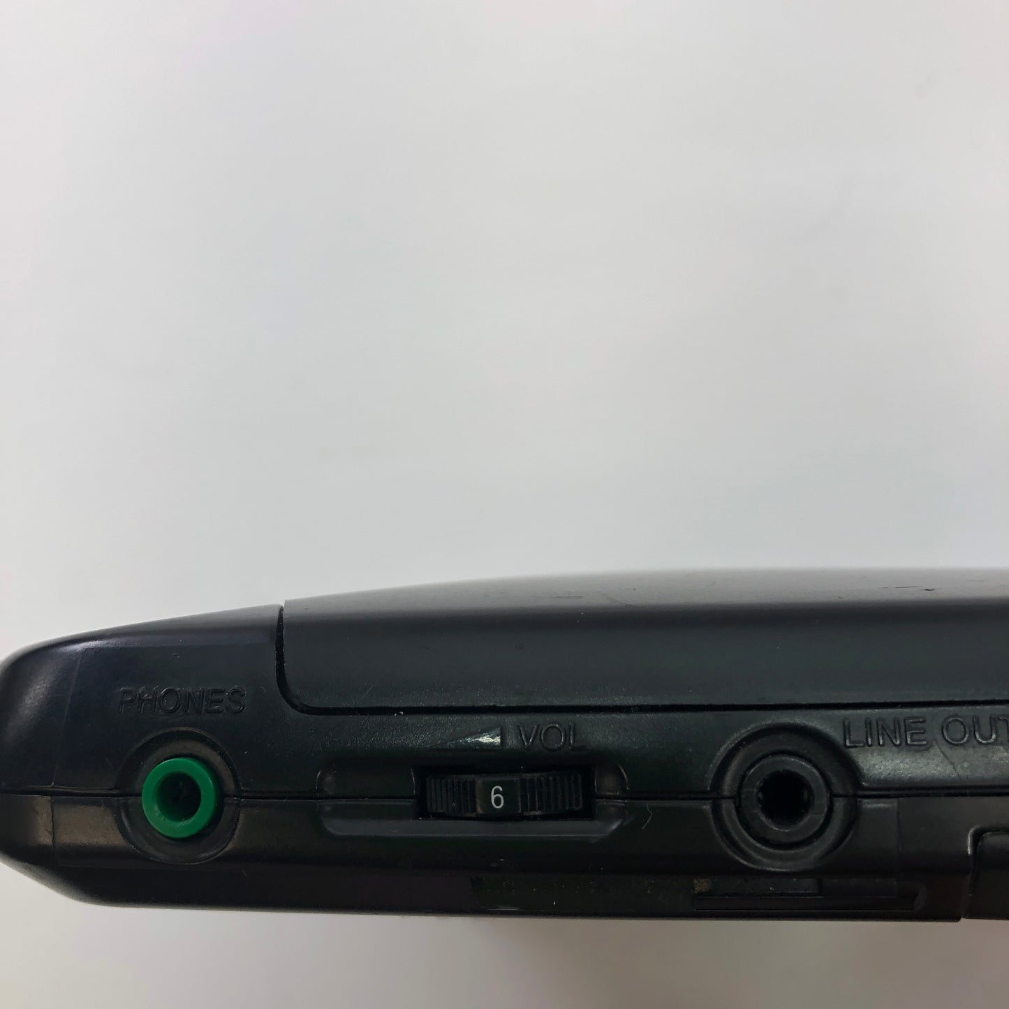 Broken Sony Discman CD Compact Player D-121 MEGA BASS No Power READ