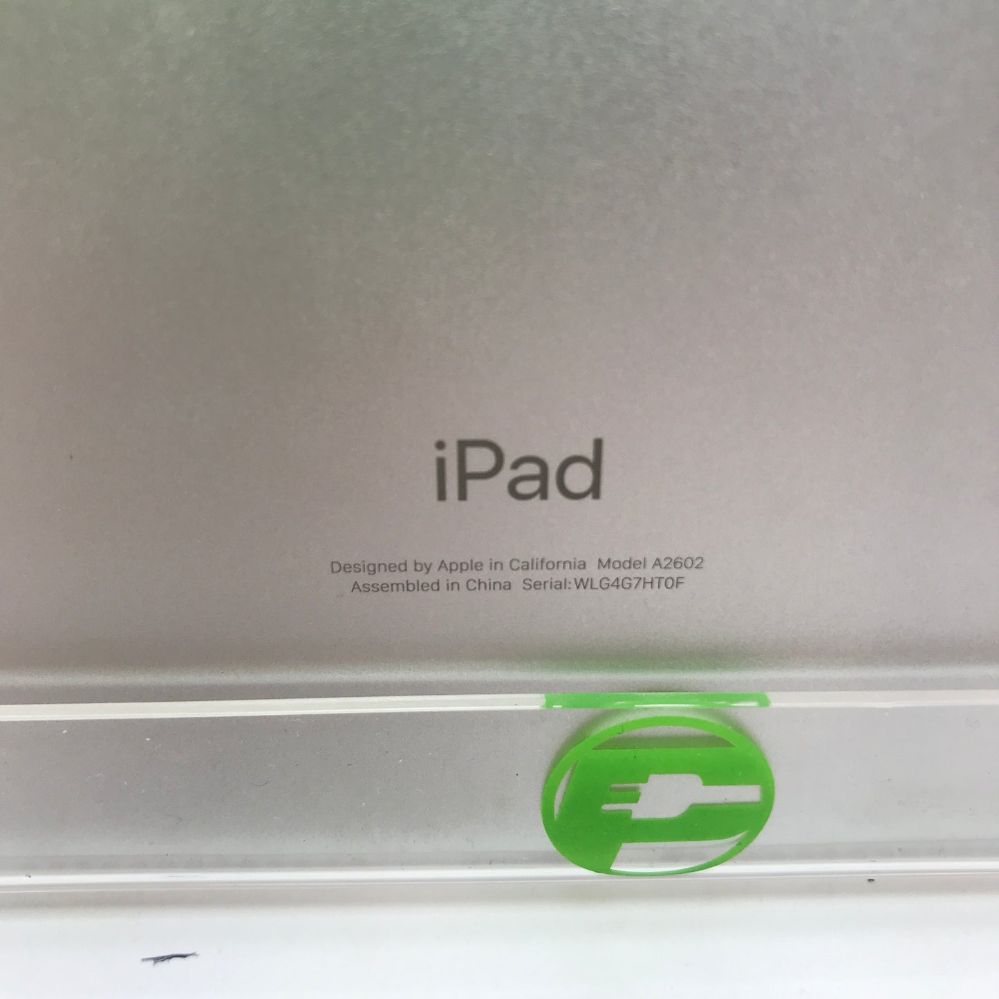 WiFi Only Apple iPad 5th Gen 256GB Space gray MM9L3LL/A