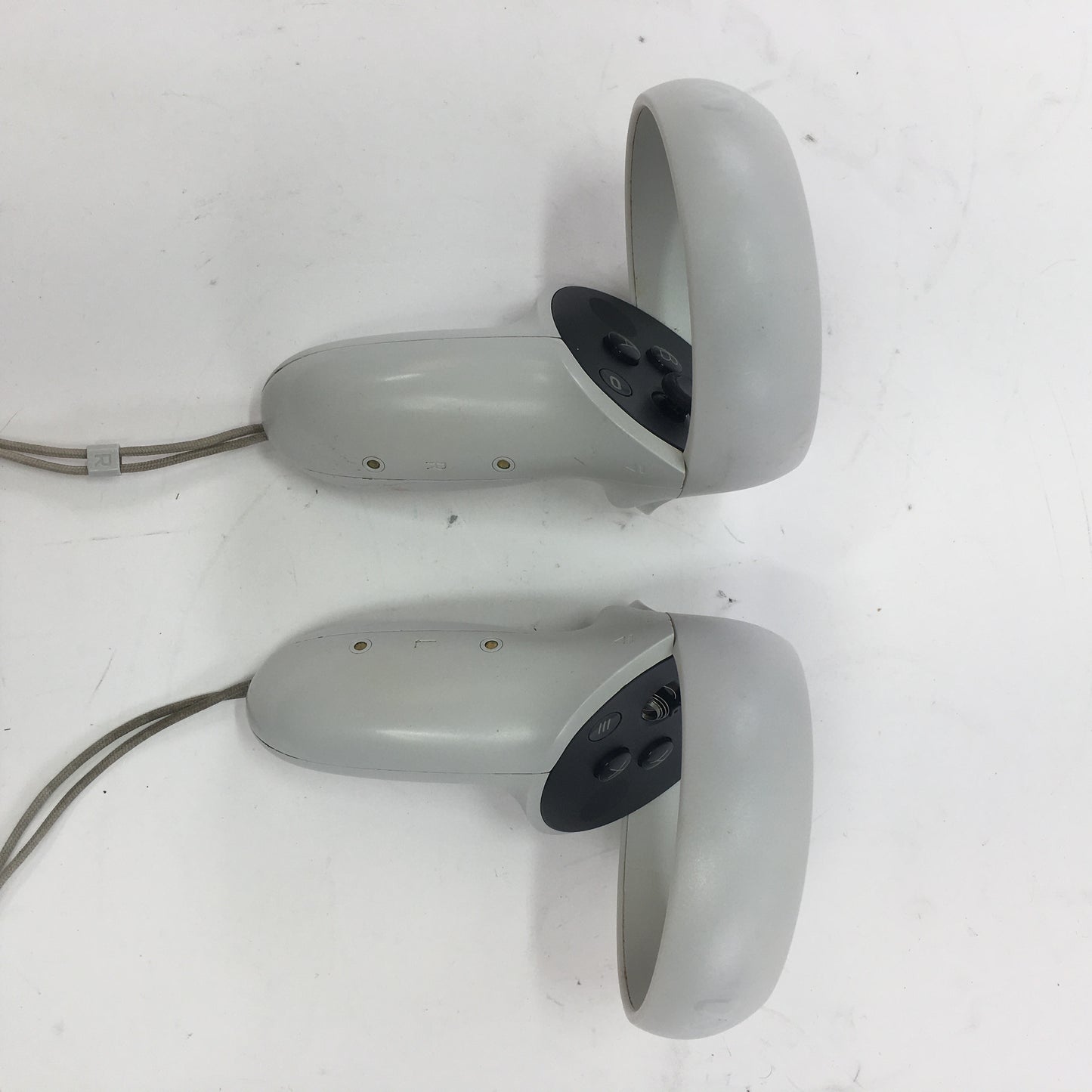 Broken Meta Quest 2 256GB Standalone All-in-One VR Headset As-Is for Parts