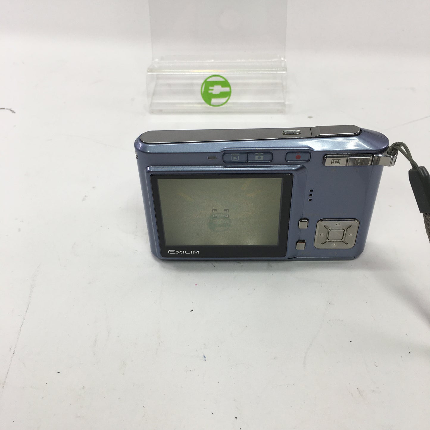 Casio EX-S600 6.0MP Compact Digital Camera w/ USB Cradle, Tested, Working
