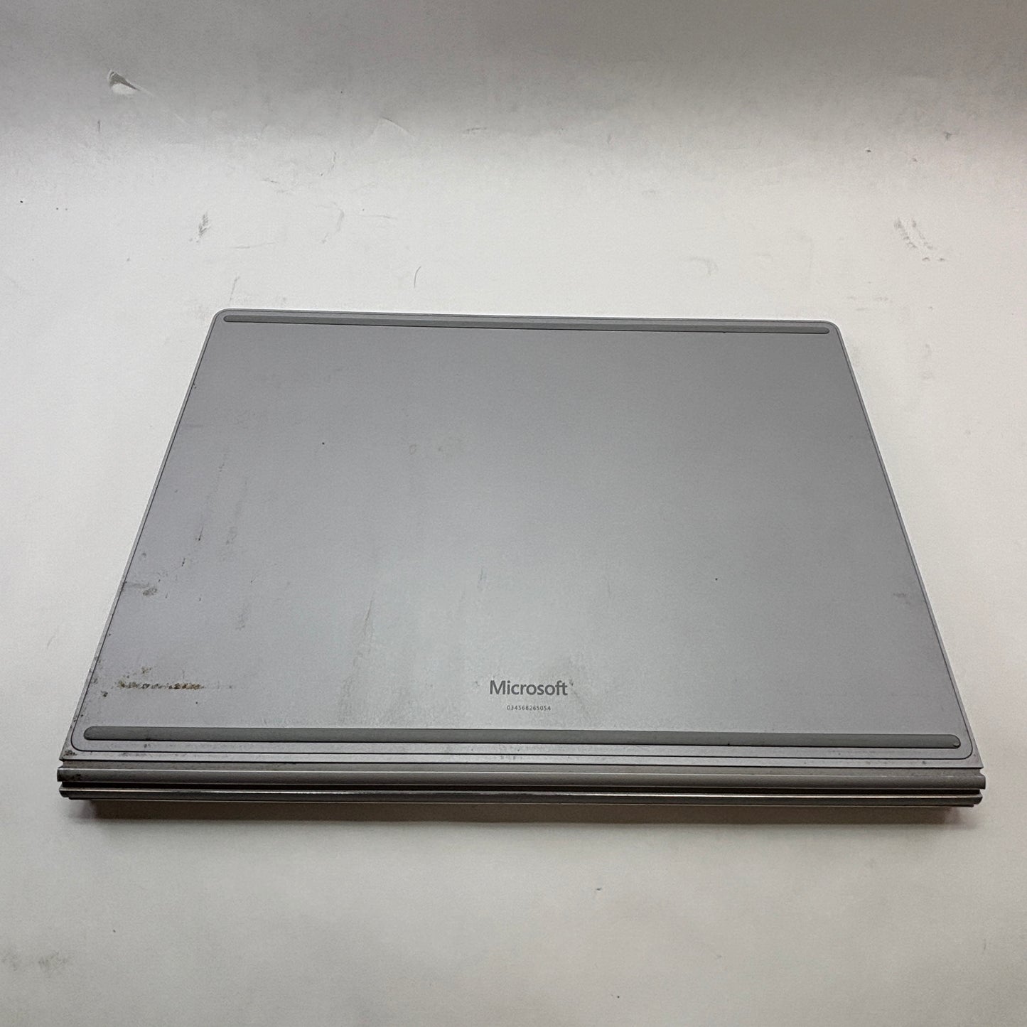 Microsoft Surface Book 1 13.5" i5-6300U 3.0GHz 8GB RAM 256GB SSD