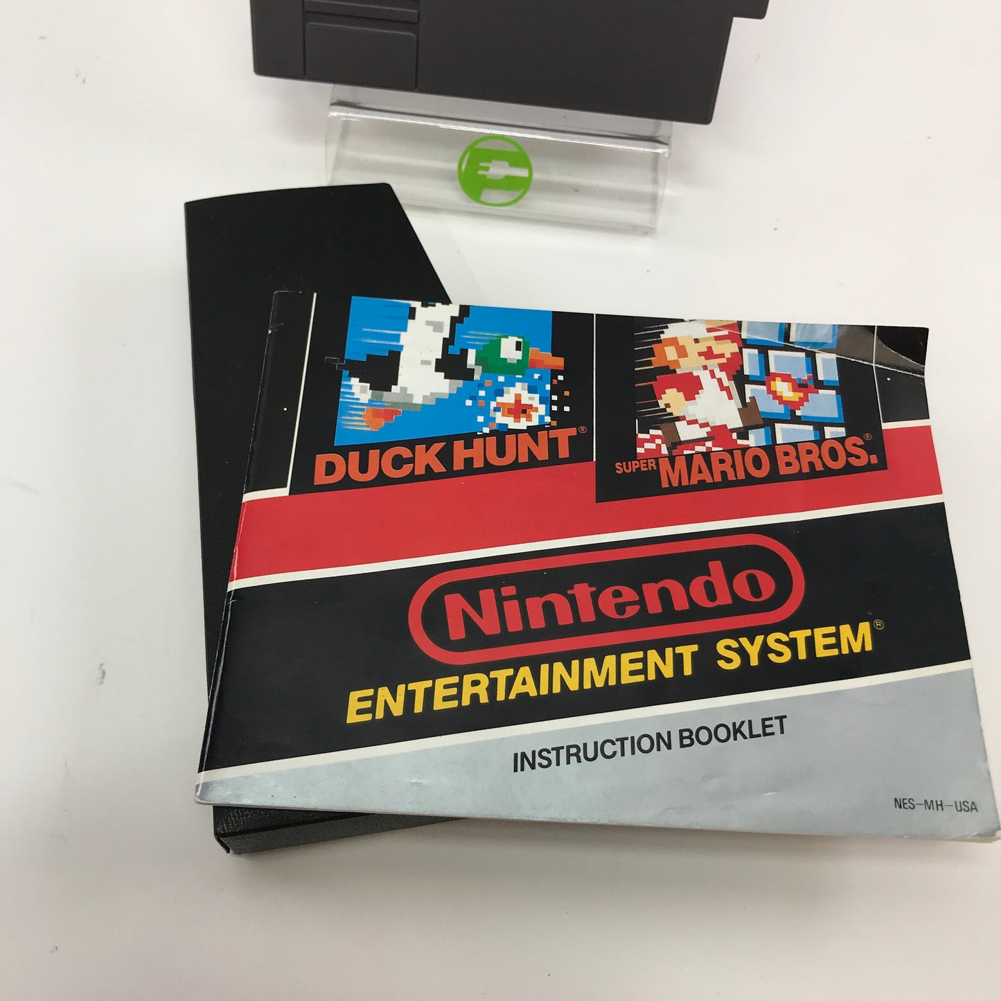 Nintendo NES Zapper Controller NES-005 Orange w Manual and Mario/Duck Hunt