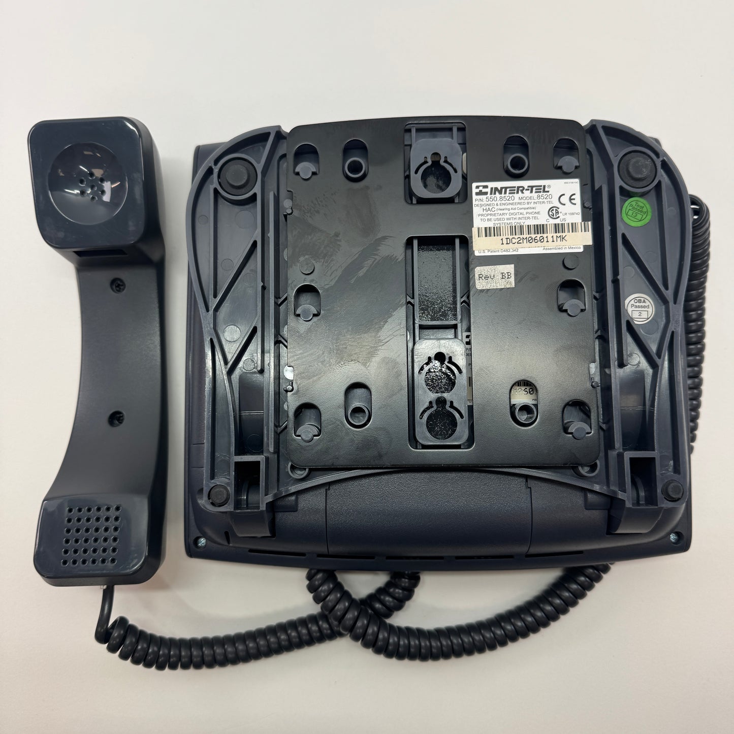Lot of 2 - Inter-Tel 8520 Wired Business Telephone 550-8520