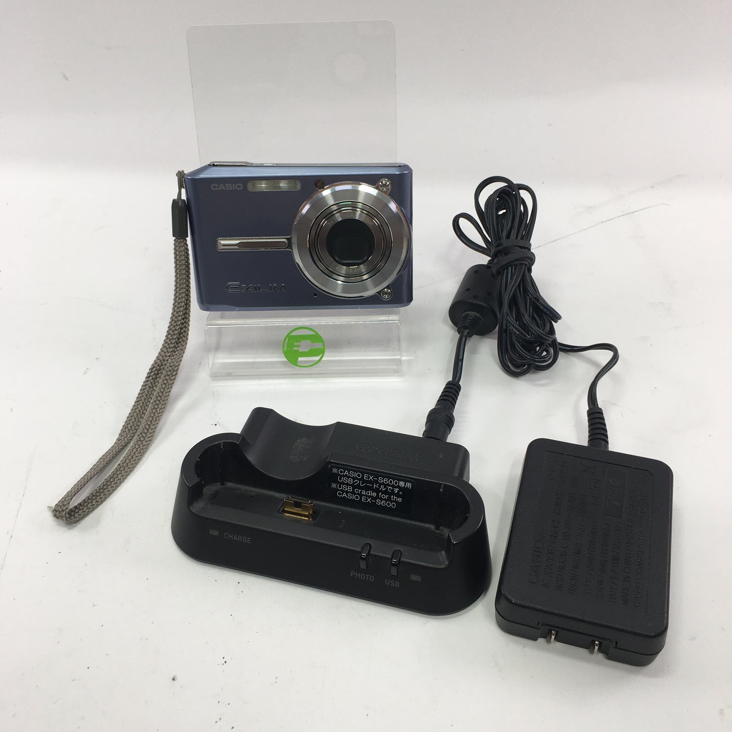 Casio EX-S600 6.0MP Compact Digital Camera w/ USB Cradle, Tested, Working