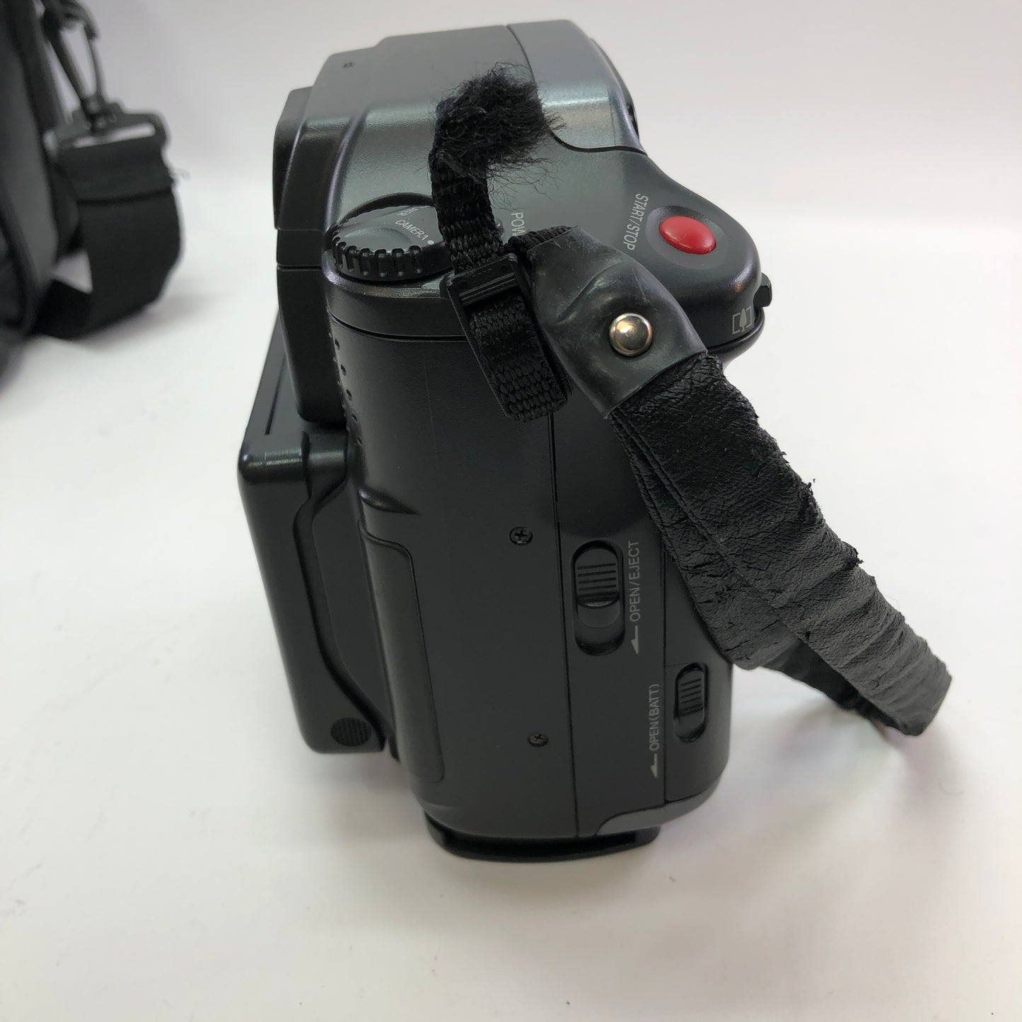 Sony Handycam Camcorder CCD-SC5 w/ Carrying Bag and Original Manuals