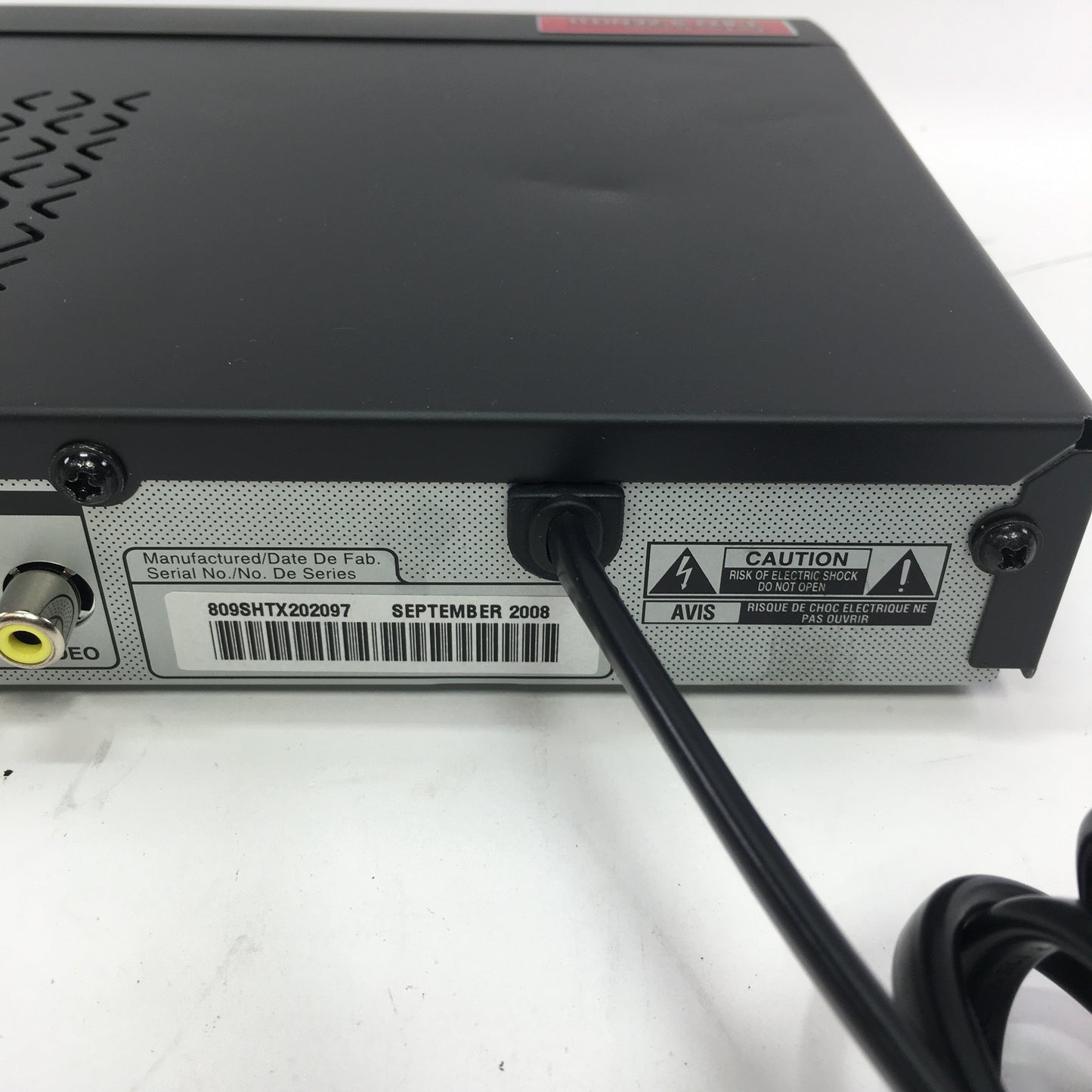 Zenith DTT901 Converter Box With Remote and Cables in Original Packaging