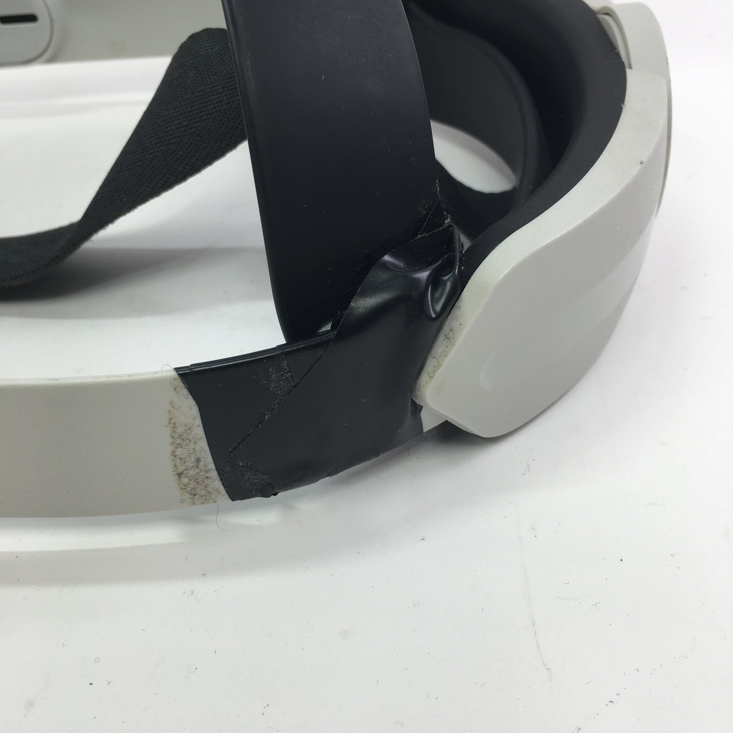 Broken Meta Quest 2 256GB Standalone All-in-One VR Headset As-Is for Parts