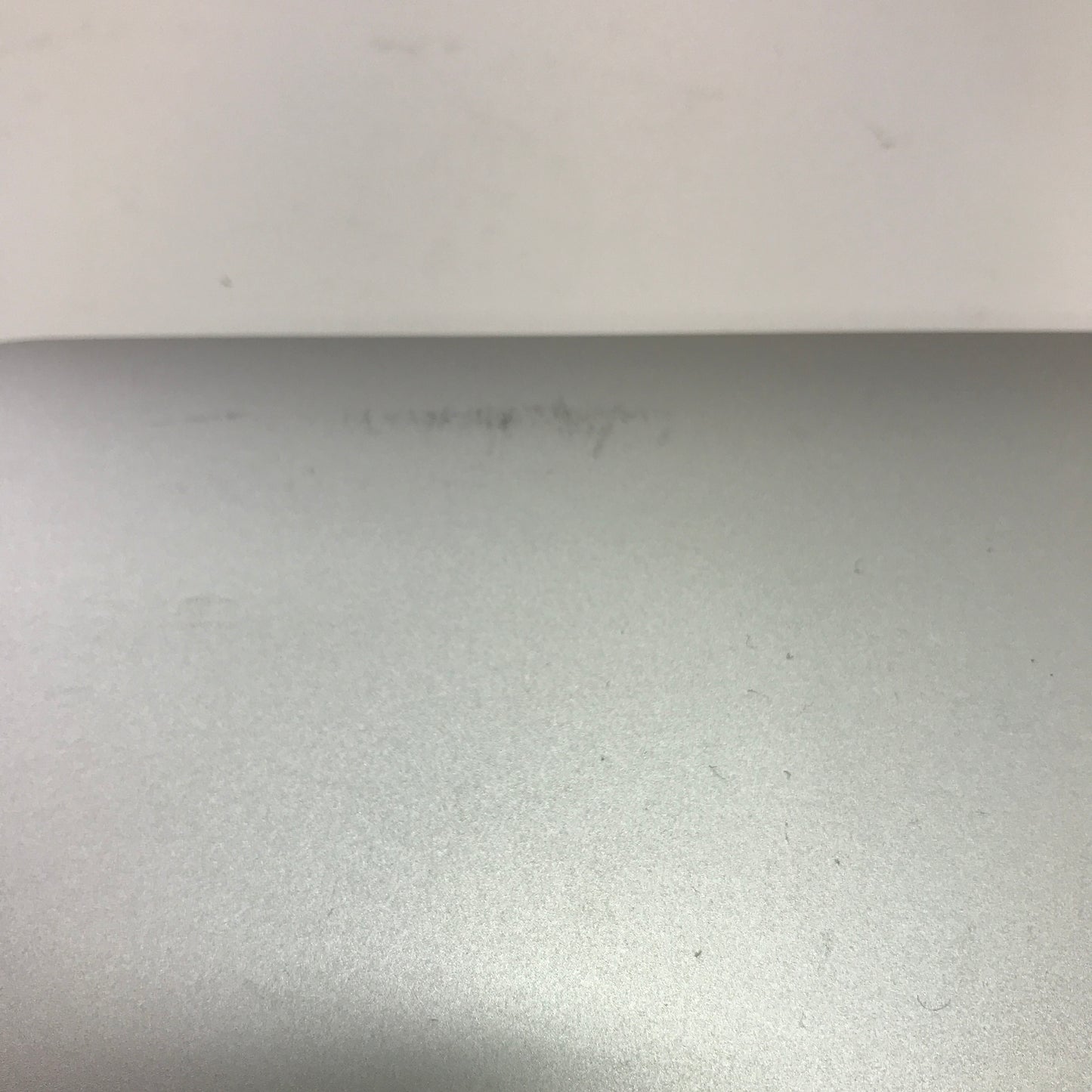 2015 Apple MacBook Air 13.3" i5 1.2GHz 4GB RAM 128GB SSD Silver A1466