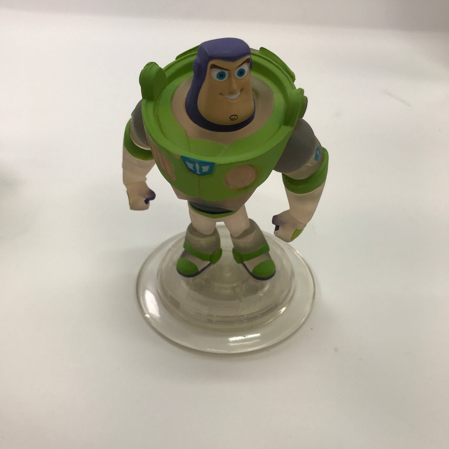 Disney Infinity 3.0 (Microsoft Xbox 360, 2015) w/ Base and 19 Figures, Game CIB