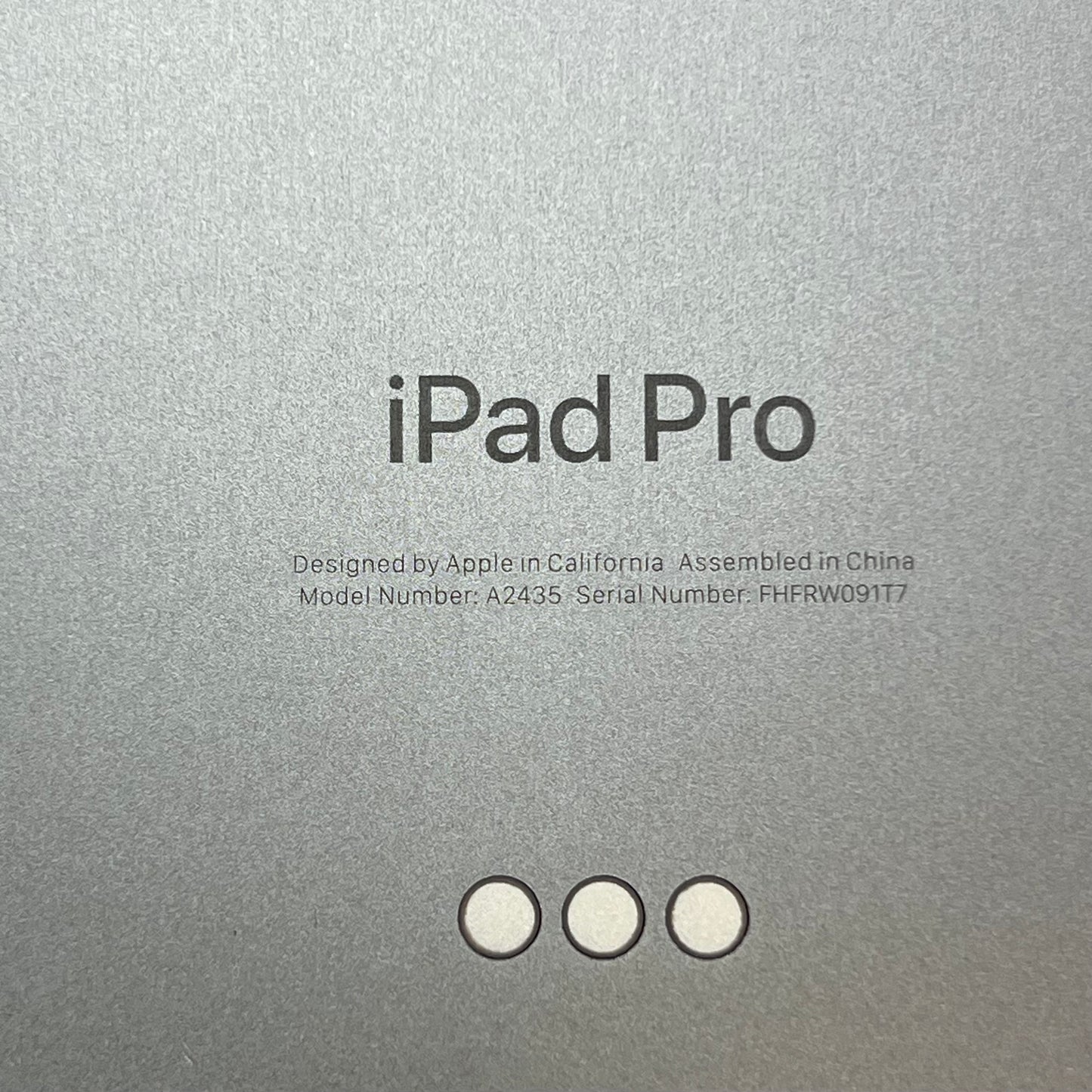 Factory Unlocked Apple iPad Pro 11" 4th Gen 128GB Space Gray MP553LL/A