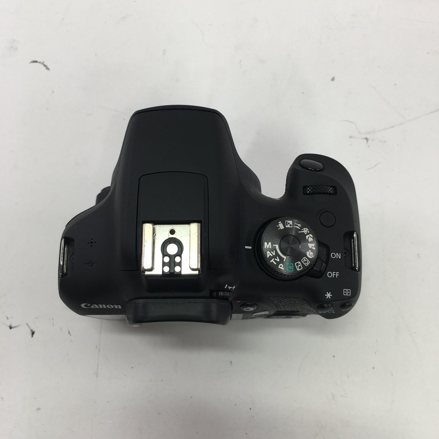 Broken Canon EOS 2000D 24MP Digital SLR DSLR Camera READ
