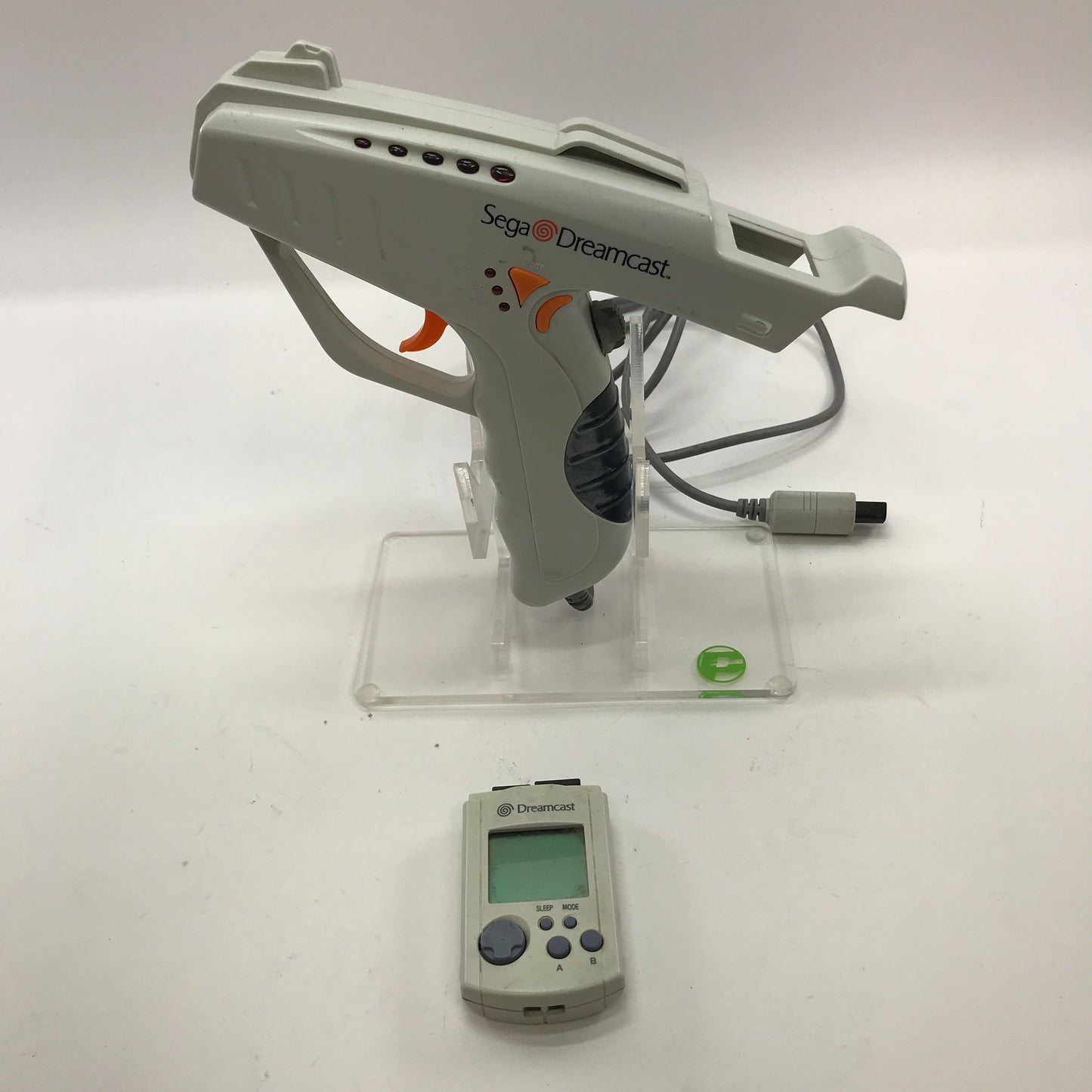 Mad Catz Sega Dreamcast Light Gun w/ Sega Dreamcast Memory Card