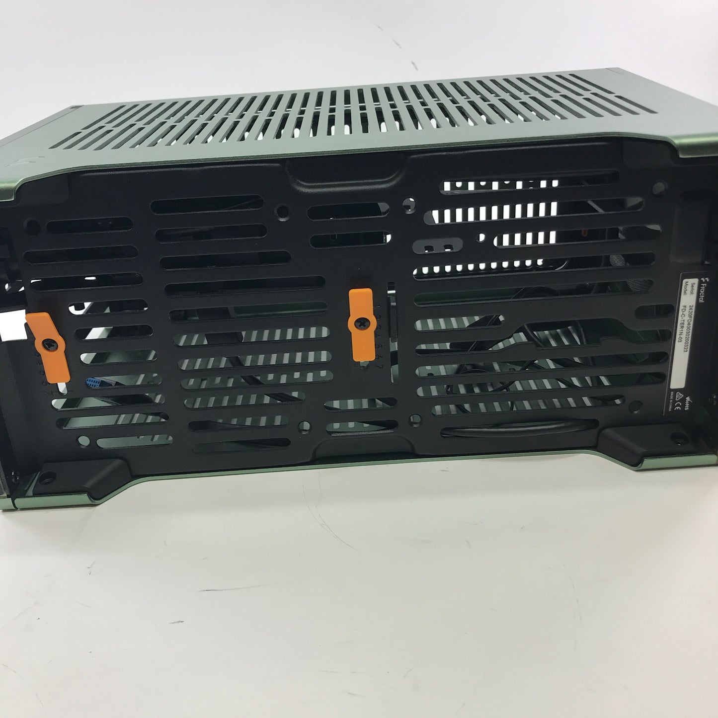 Fractal Terra Mini ITX Case PC Case Graphite Walnut Front FD-C-TER1N-03