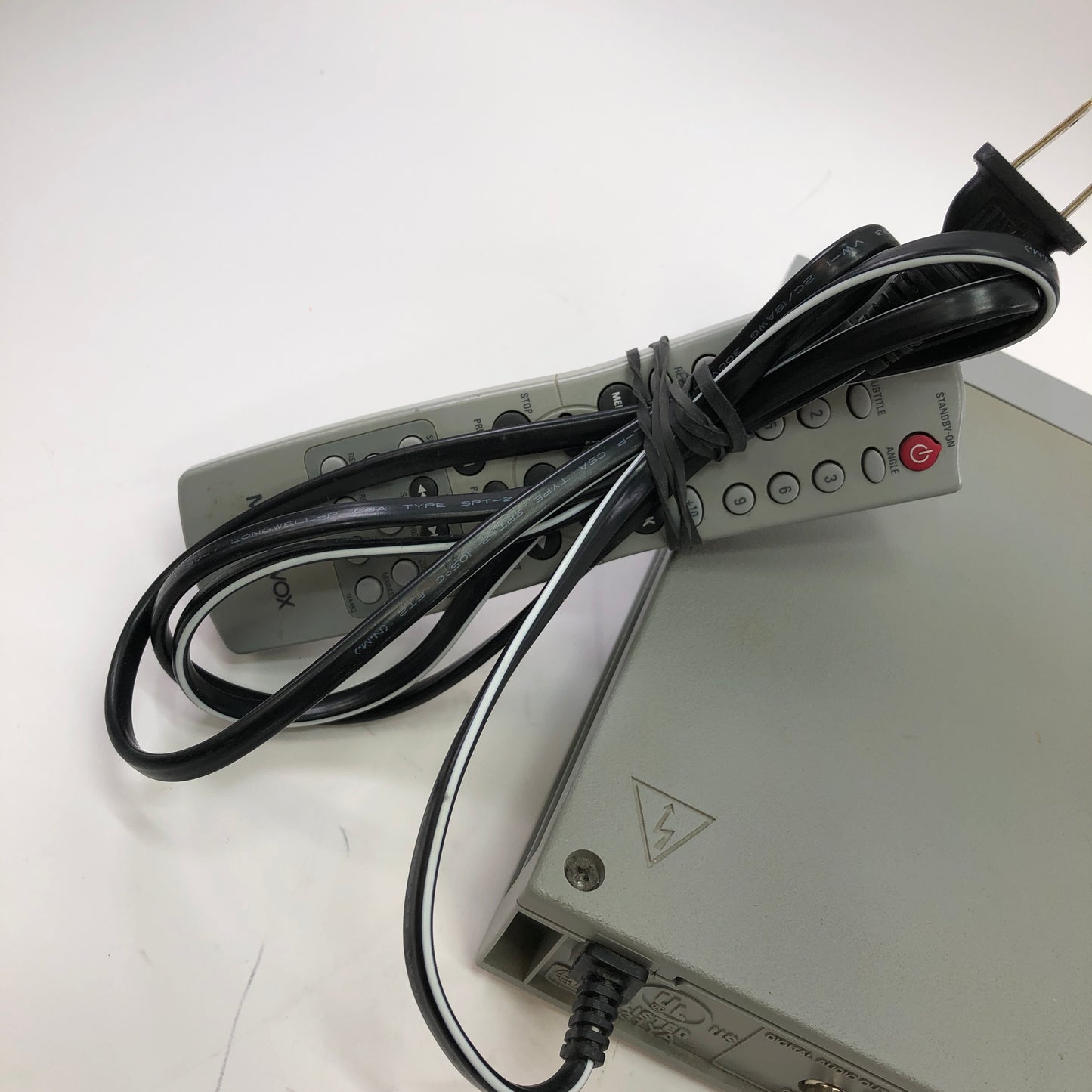 Magnavox MDV456/17 DVD Player w Remote Progressive Scan DVD CD Player