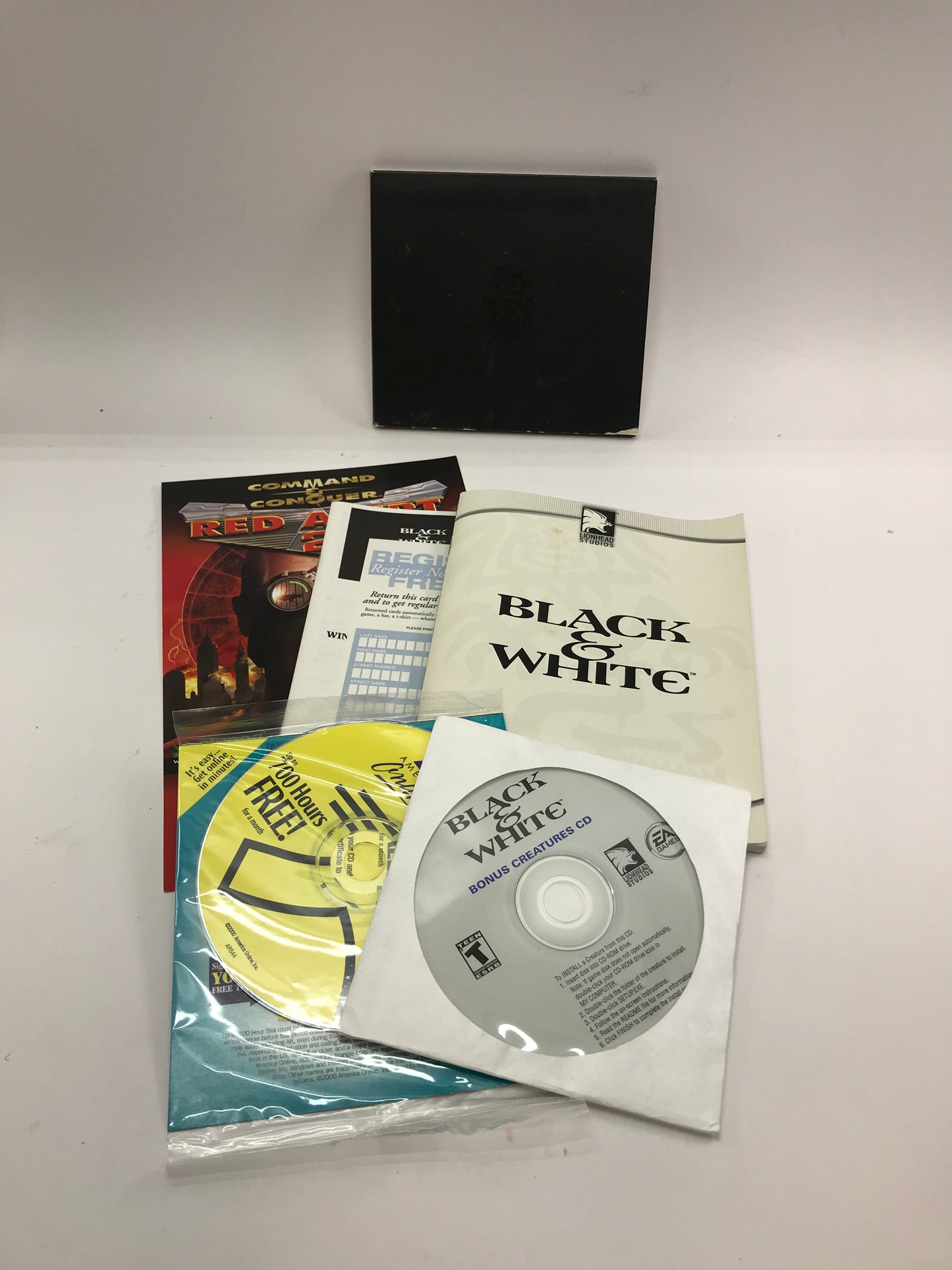 Black & White (PC, 2001) Complete in Original Box w/ Manual, CIB
