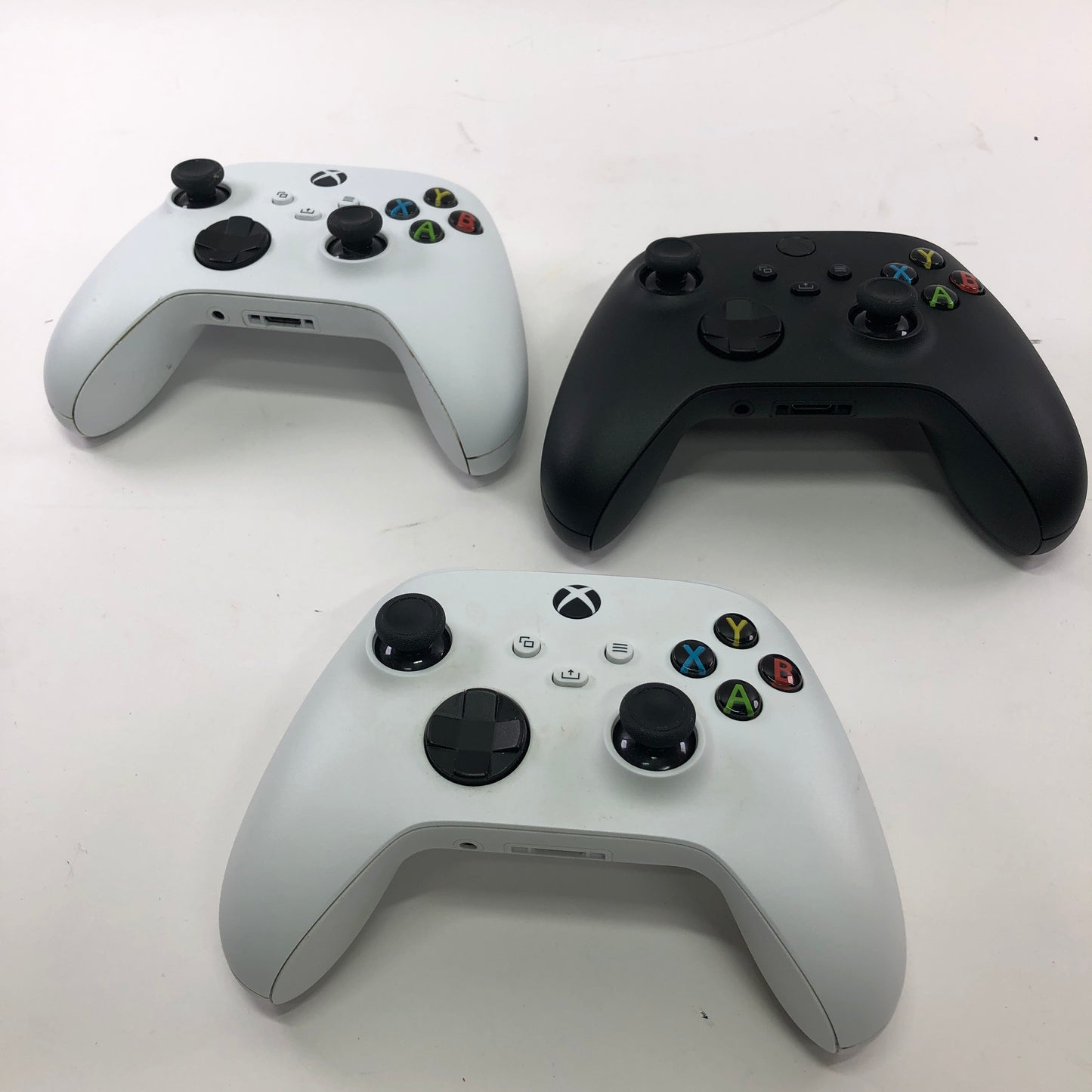 Used Lot of 3 Microsoft Xbox One Wireless Controllers Model 1914 Working