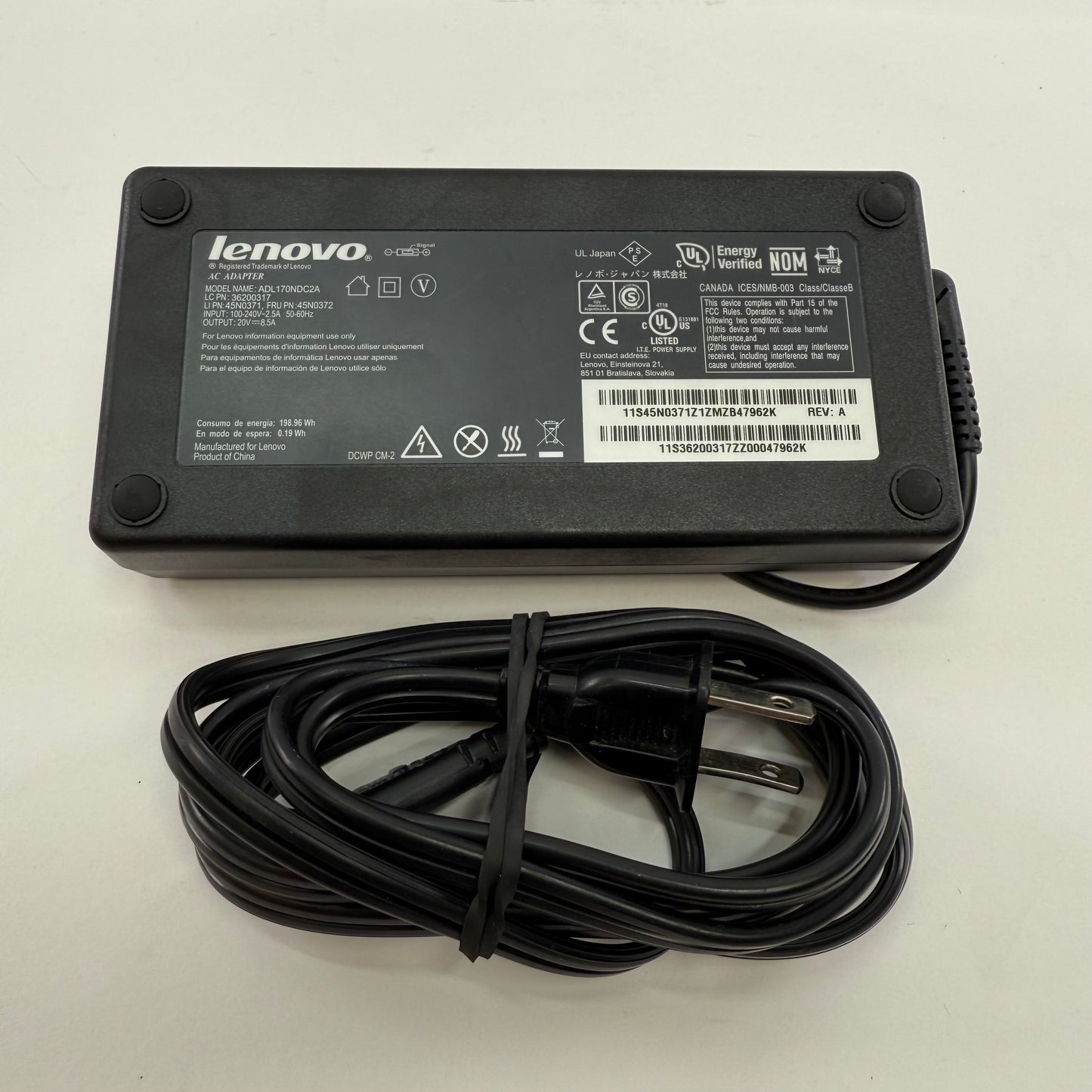 Lenovo ThinkPad Pro Dock Laptop Docking Station 90W Power - Model 40A10090US