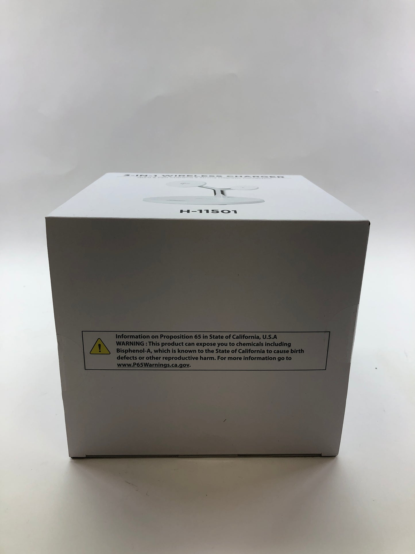 New Uline H-11501 3-In-1 Wireless Magnetic Connection Charger