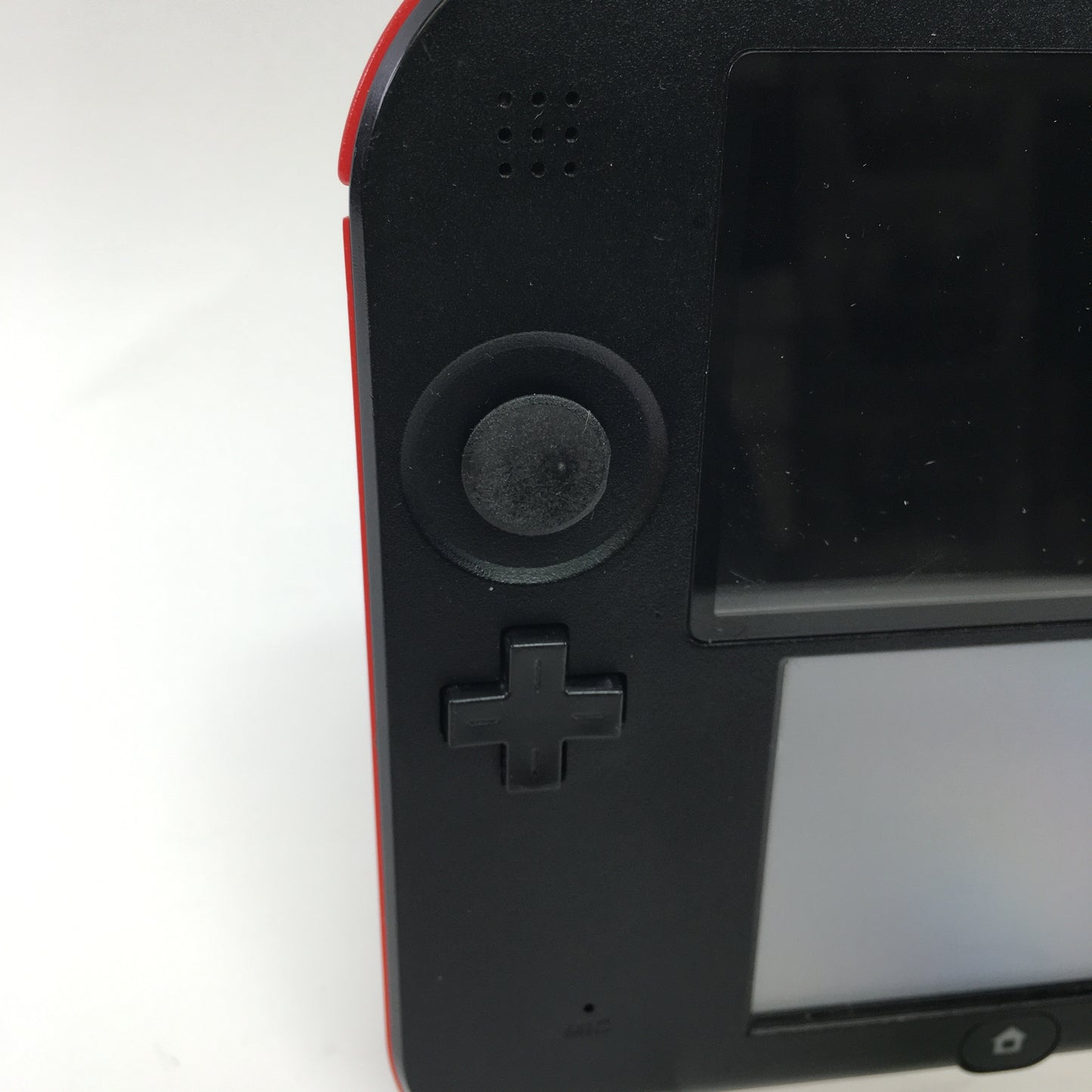 Nintendo 2DS Handheld Game Console FTR-001 Black/Red w 4 Games