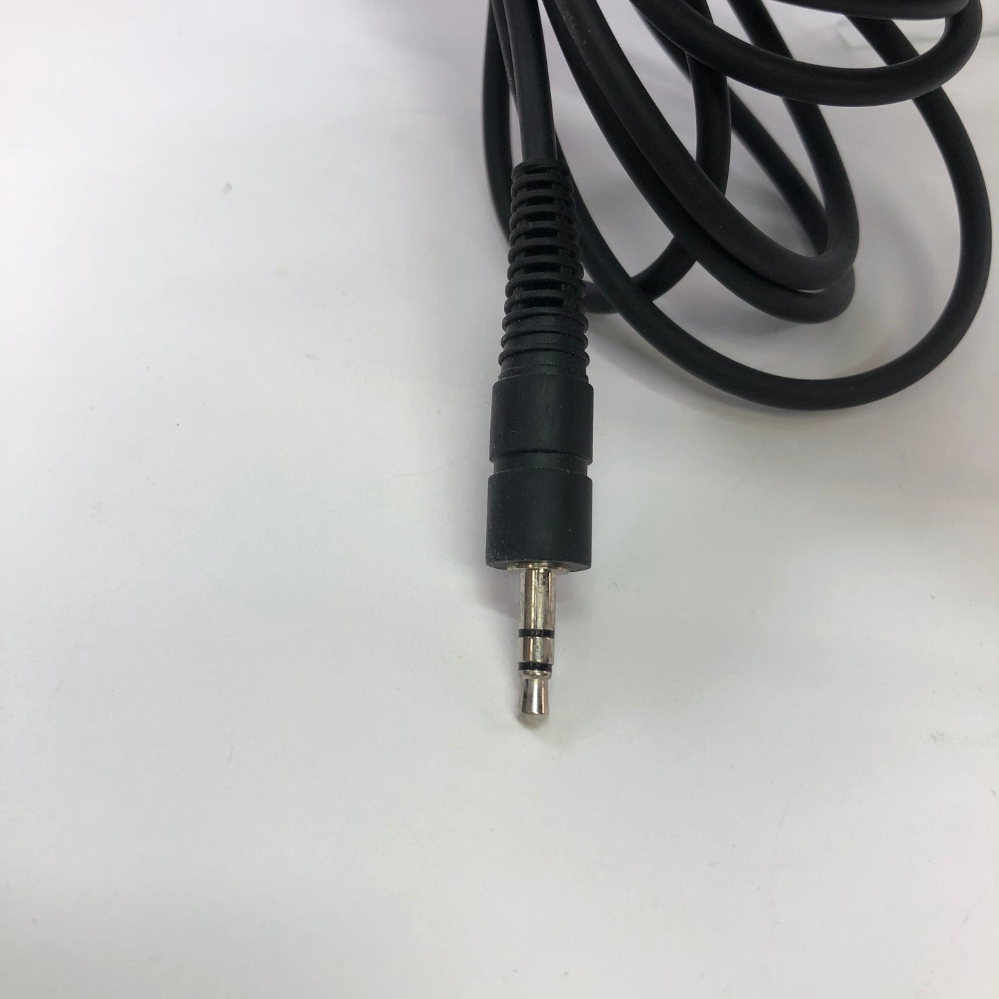 AKG K52 Professional Studio Headphone Black Tested and Working