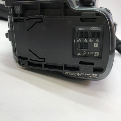 Sony Handycam Camcorder CCD-SC5 w/ Carrying Bag and Original Manuals
