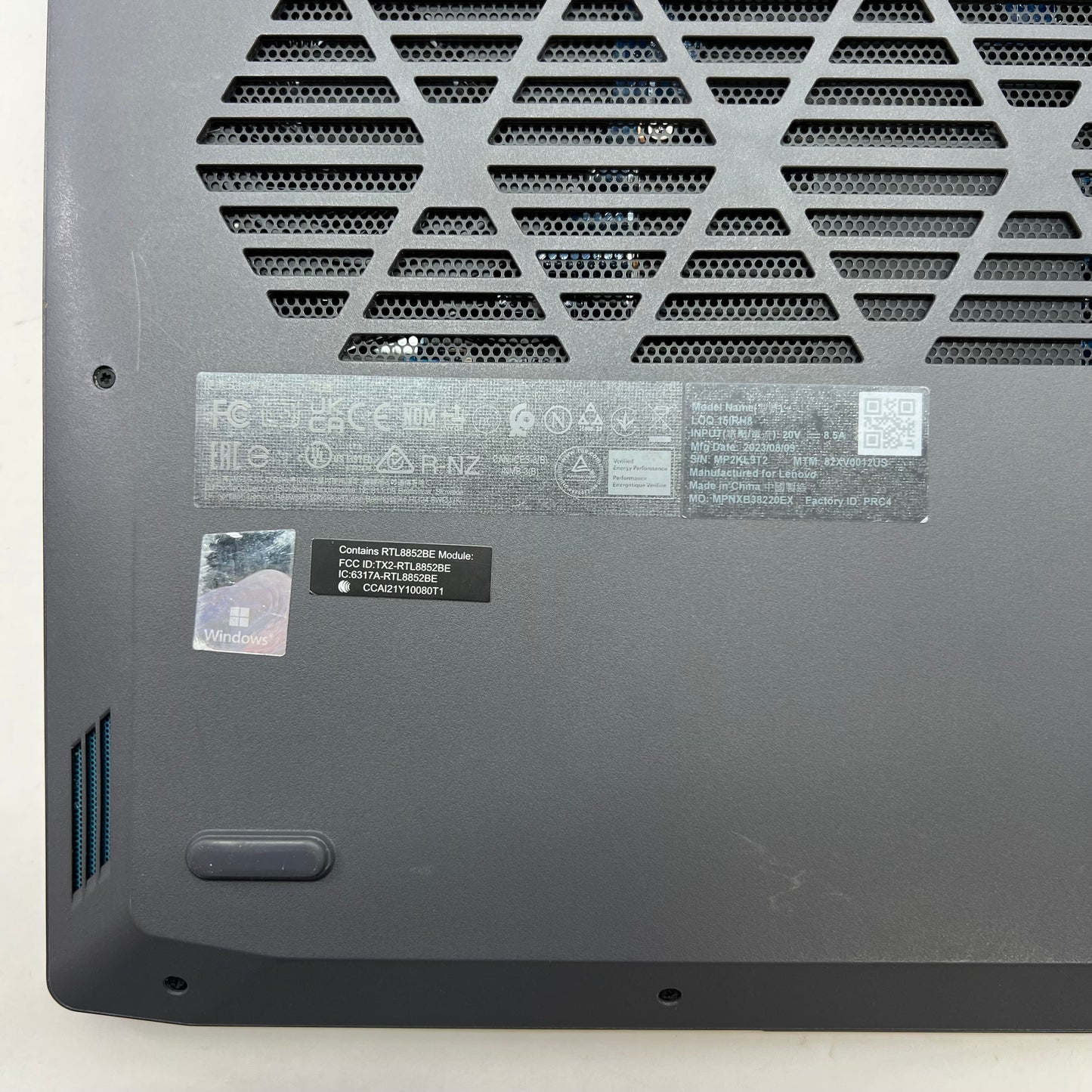 Lenovo LOQ 15IRH8 15.6" i5-12450H 2.0GHz 8GB RAM 500GB SSD GeForce RTX 3050