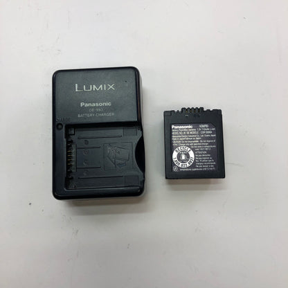 Panasonic dmc-fz7 12.1MP Digital Camera w OEM Battery Charger and Carrying Case