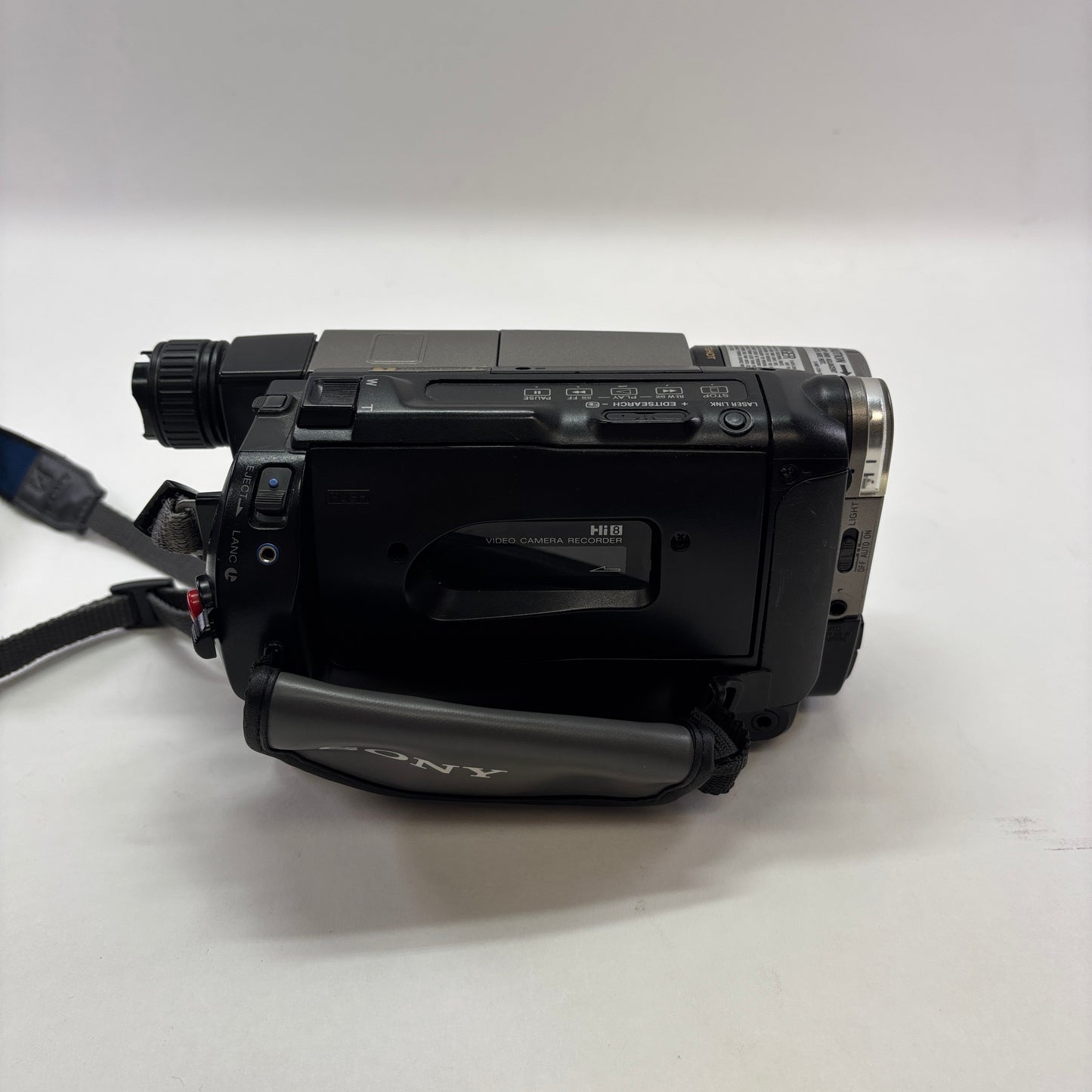 Sony Handycam CCD-TRV43
