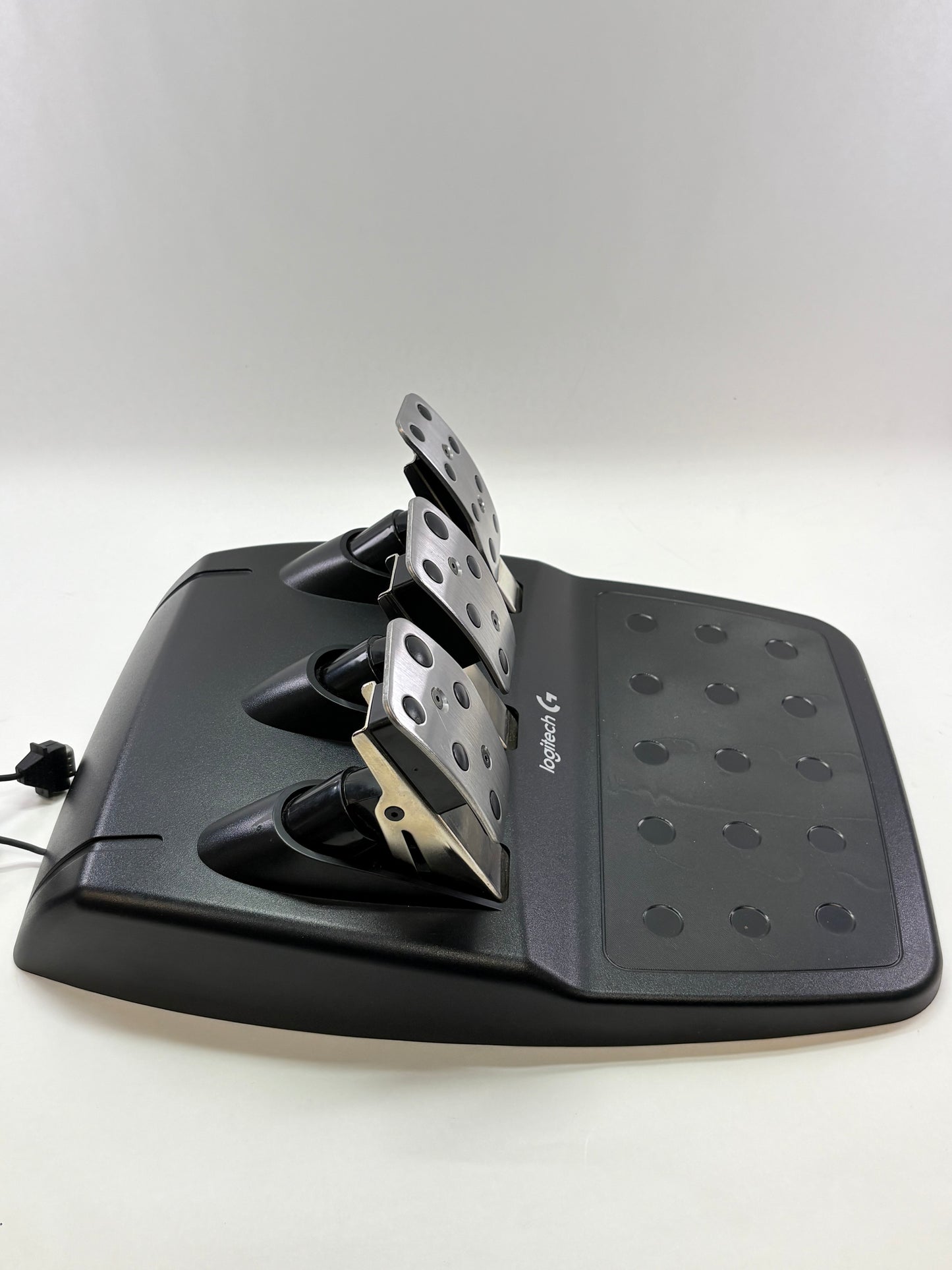 Logitech G920 Wireless Steering Wheel Controller With Shifter