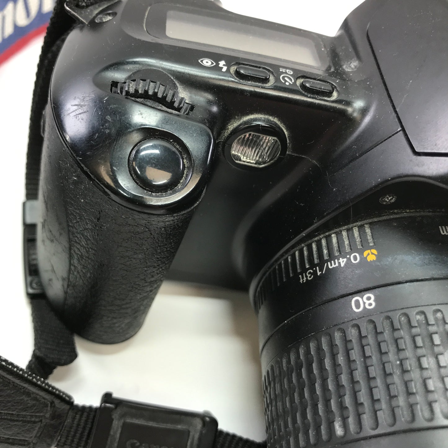 Canon Eos Rebel X SLR 35MM Film Camera w Carrying Strap