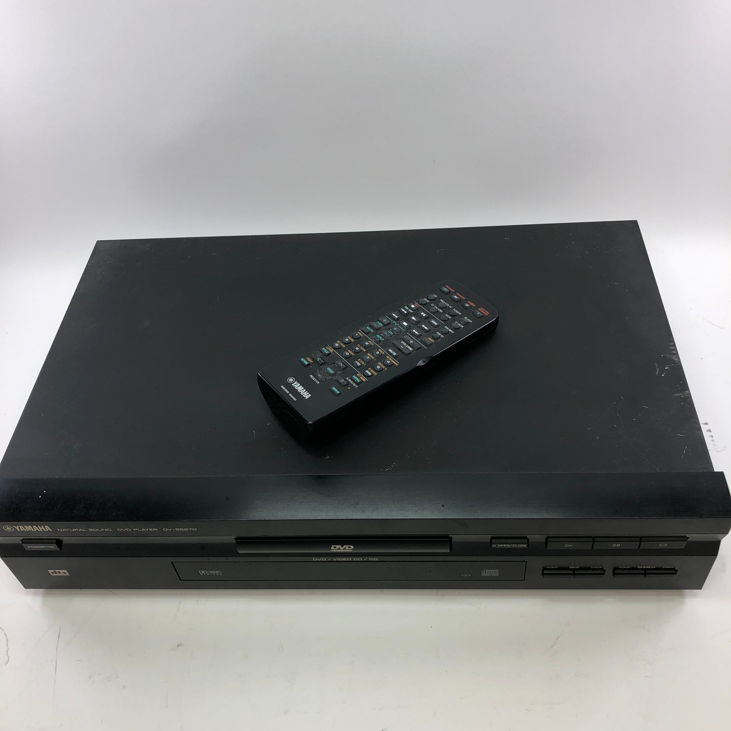 Yamaha DV-S5270 Natural Sound DVD/ Video CD/ CD Player w/ Remote