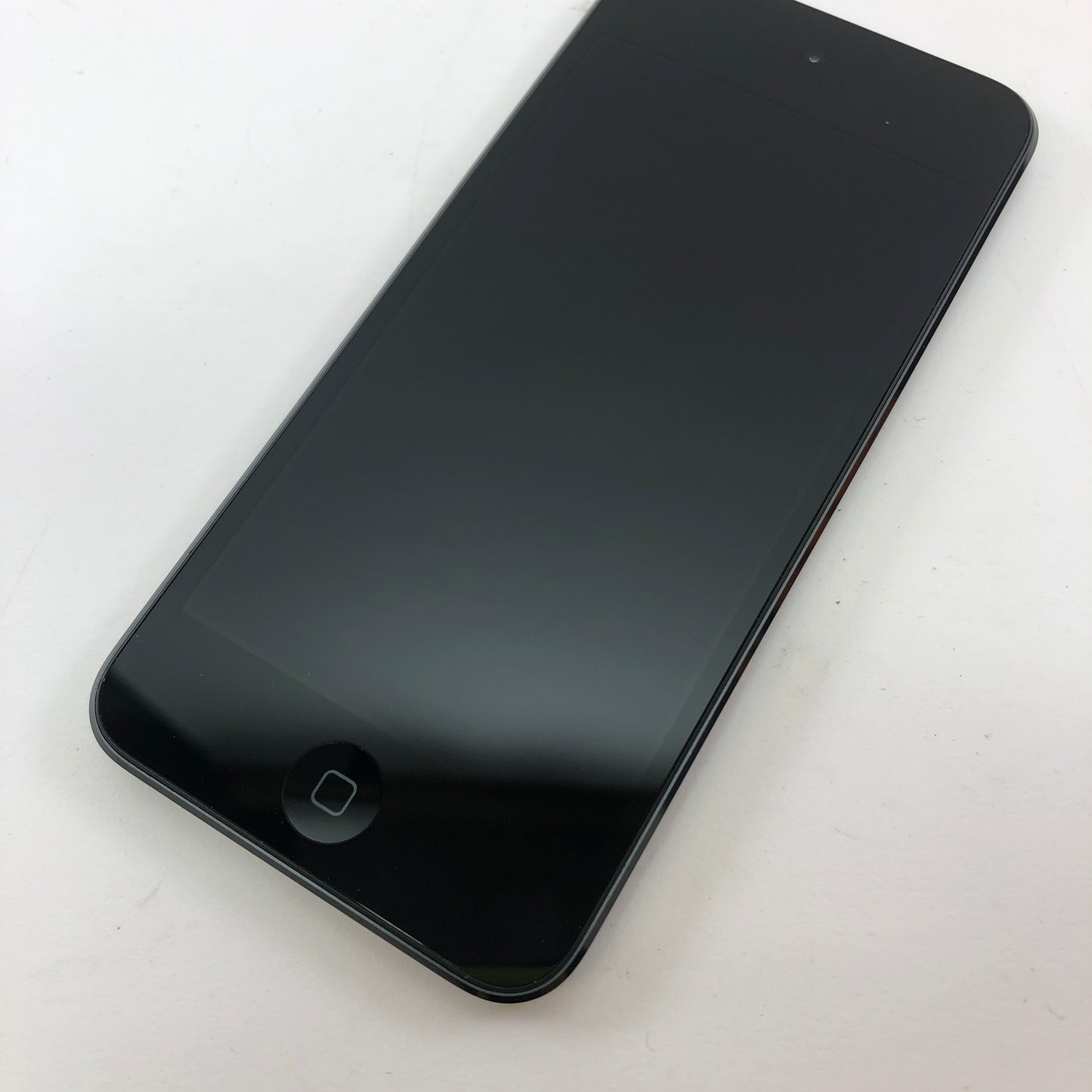 Apple iPod Touch 6th Gen 32GB Space Gray MKJ02LL/A With Box and EarPods