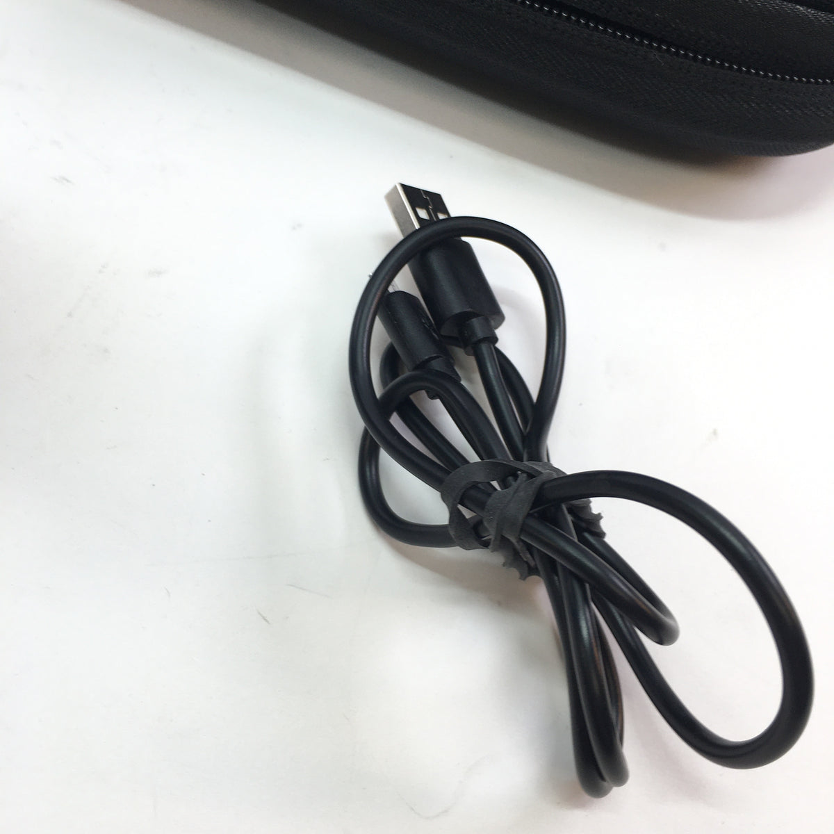 FreeVision  VILTA-M  Gimble for Mobile VT10 w Carrying Case and Cord