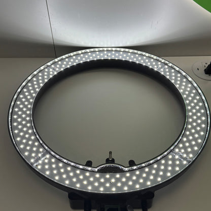 Neewer Ring light  RL-18"