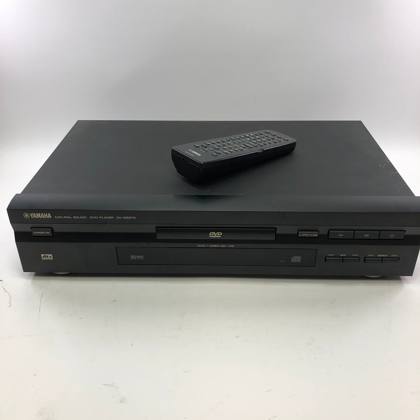 Yamaha DV-S5270 Natural Sound DVD/ Video CD/ CD Player w/ Remote