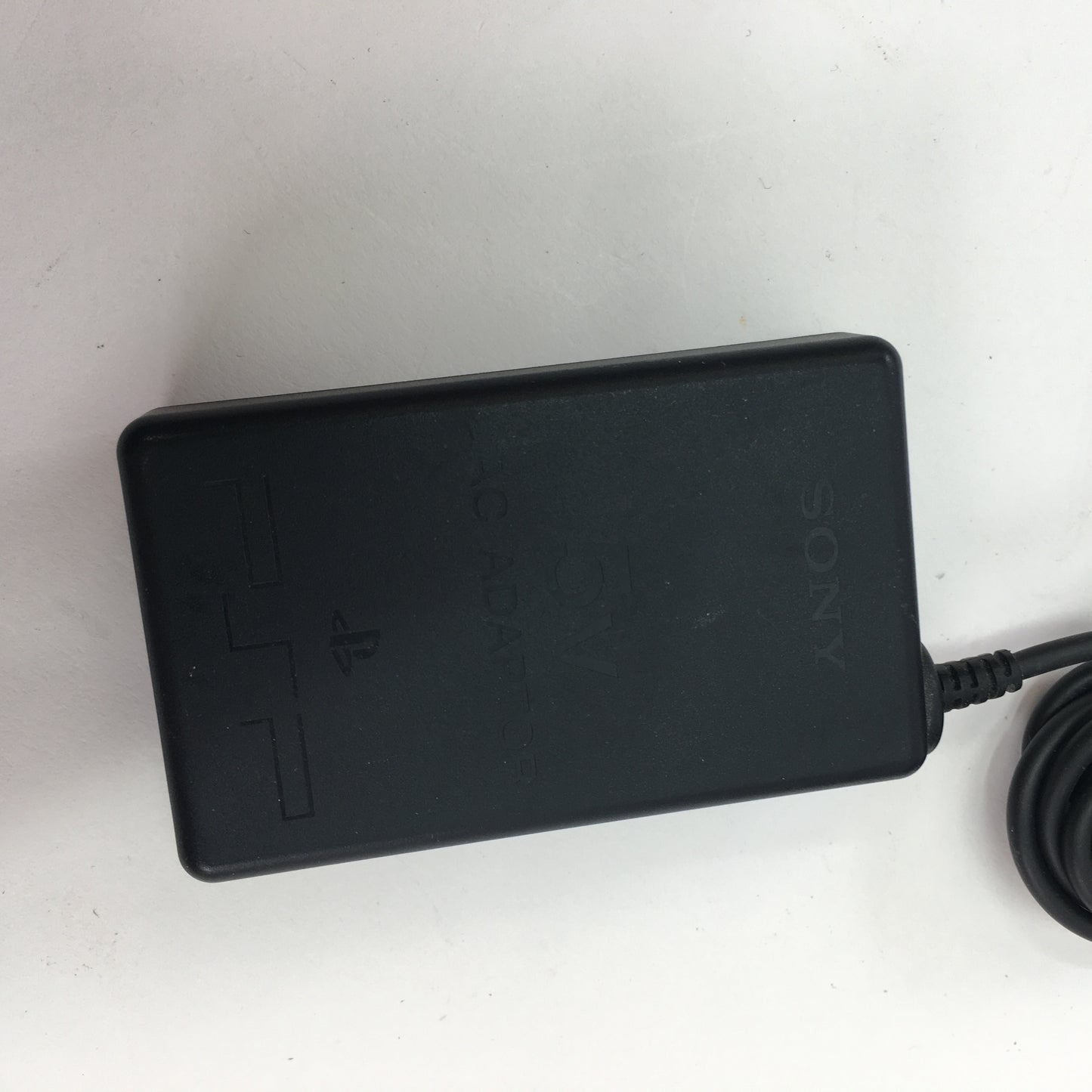 Broken Sony Playstation Portable PSP PSP-1001 Handheld Game System Only READ