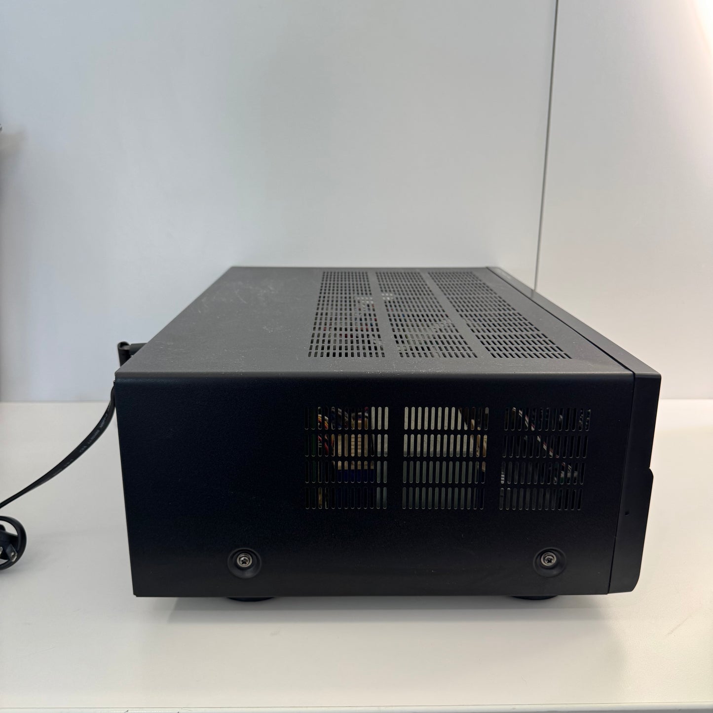 Yamaha RX-V677 AV Receiver