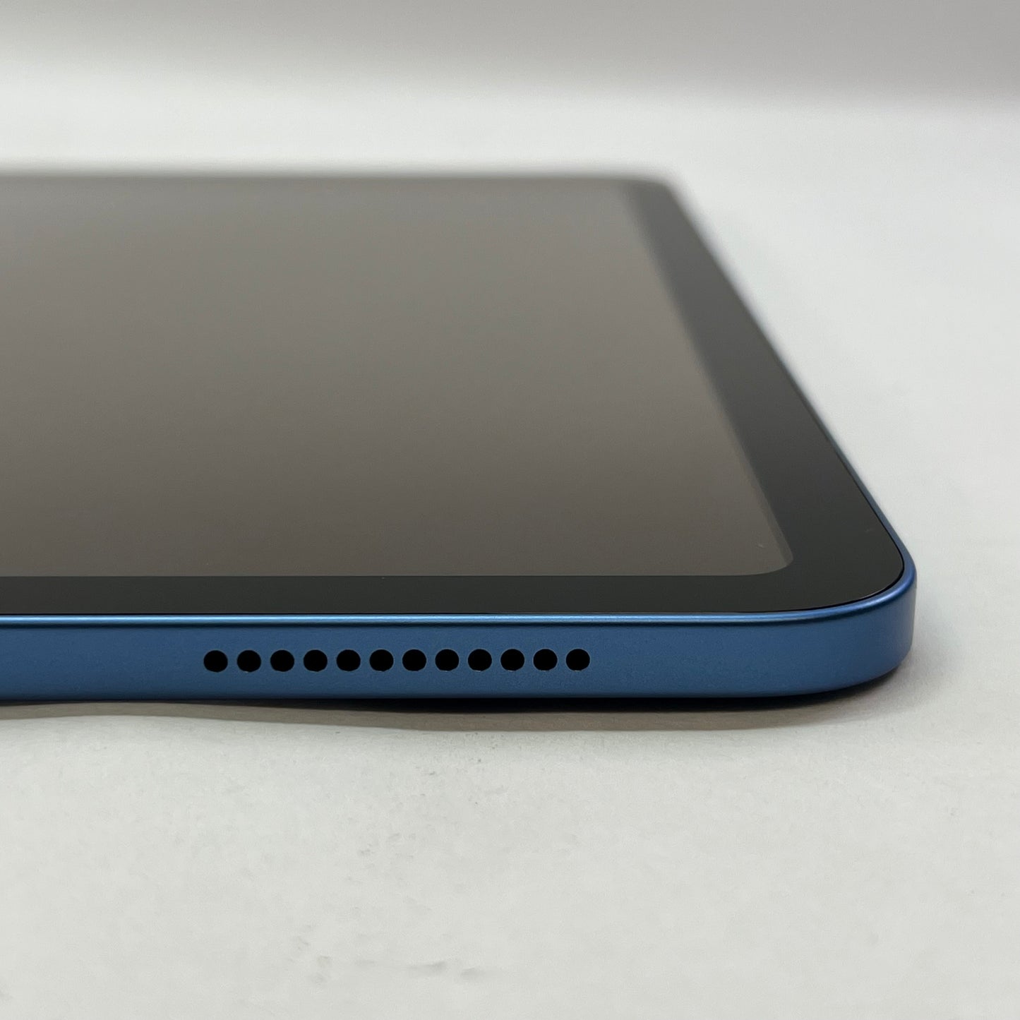 WiFi Only Apple iPad 11" (A16) 128GB Blue MD4A4LL/A