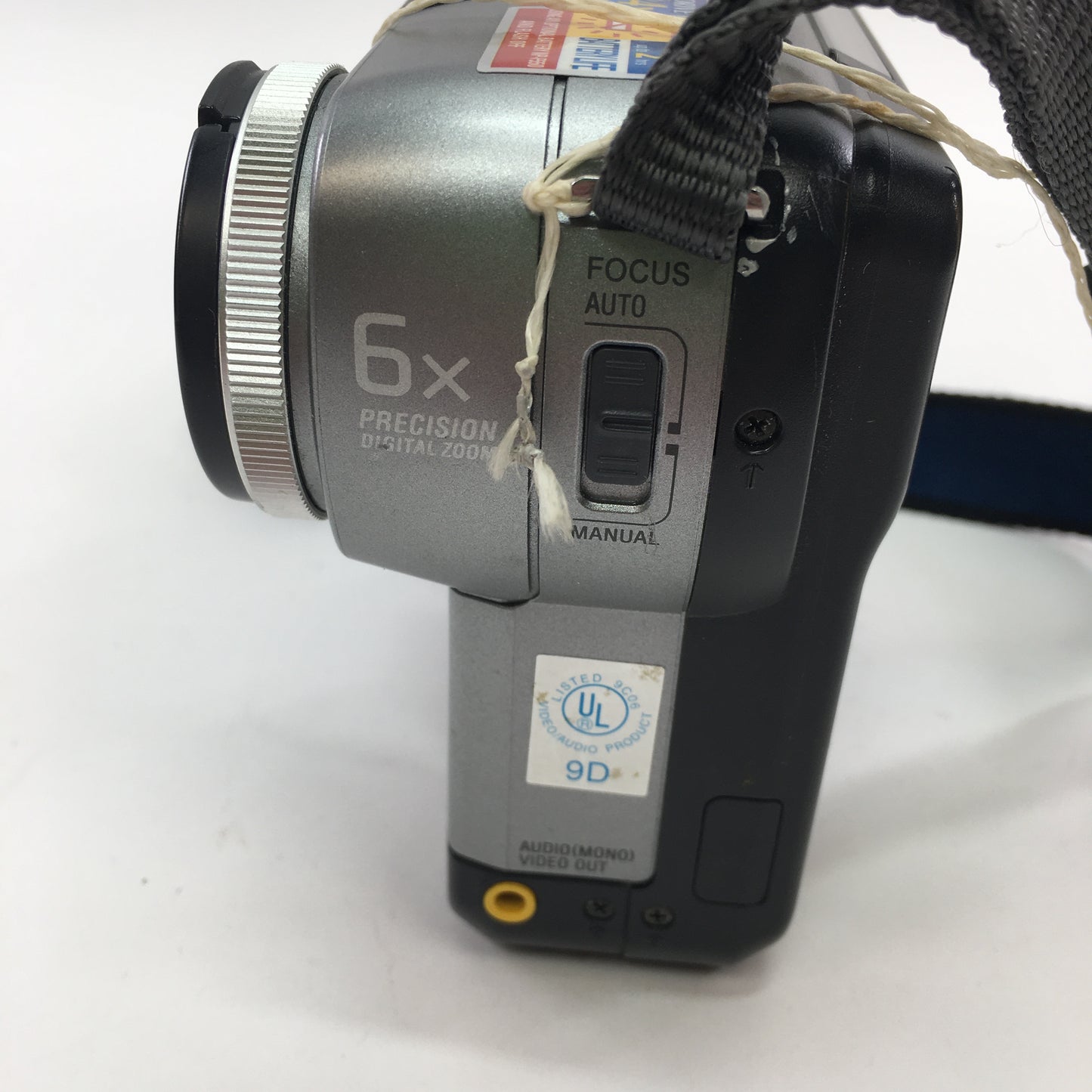 Sony FD83 Digital Still-Camera MVC-FD83 w Neck Strap