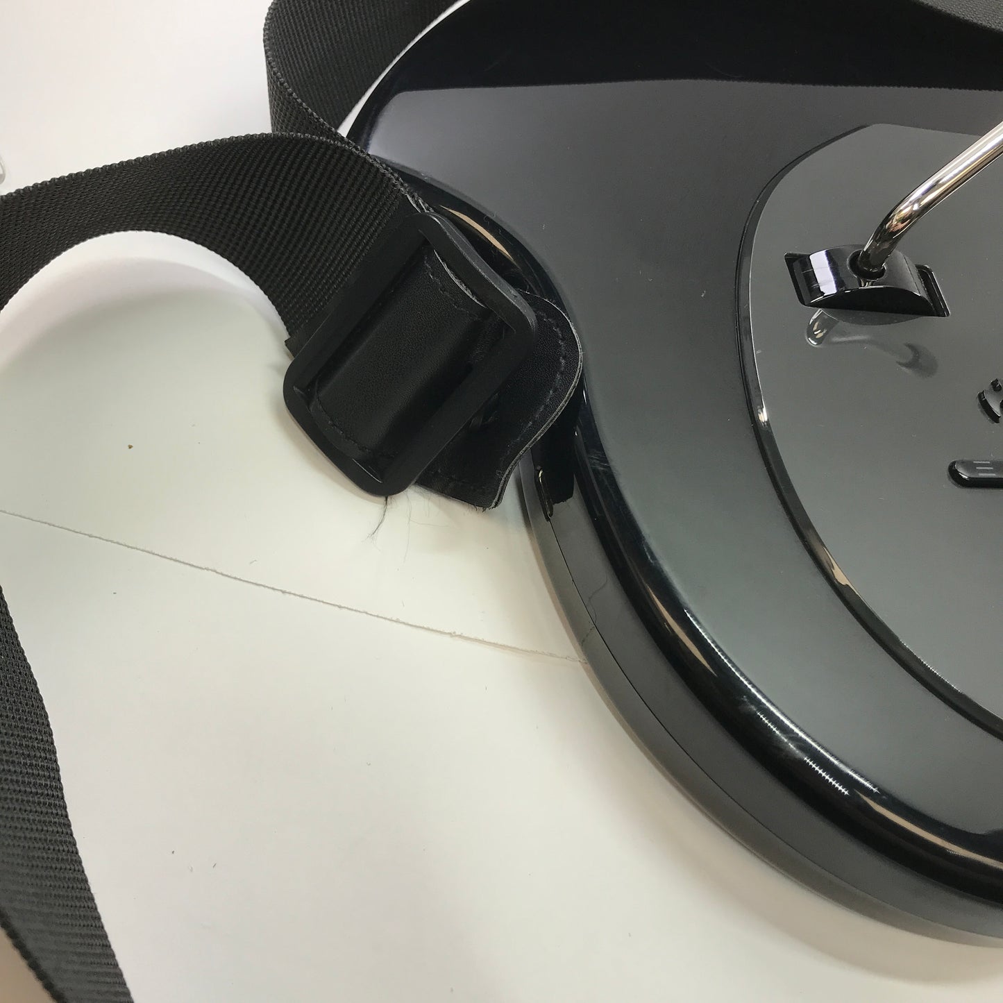 PDP Riffmaster Wireless Guitar 049-034 for Xbox No Dongle w/ Strap