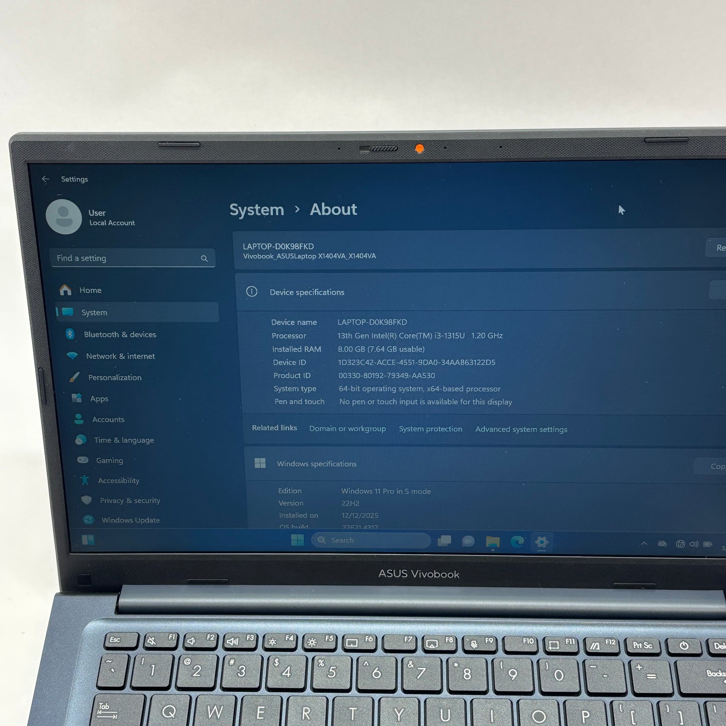 Asus Vivobook  14 X1404V 14" i3-1315U 1.2GHz 250GB SSD