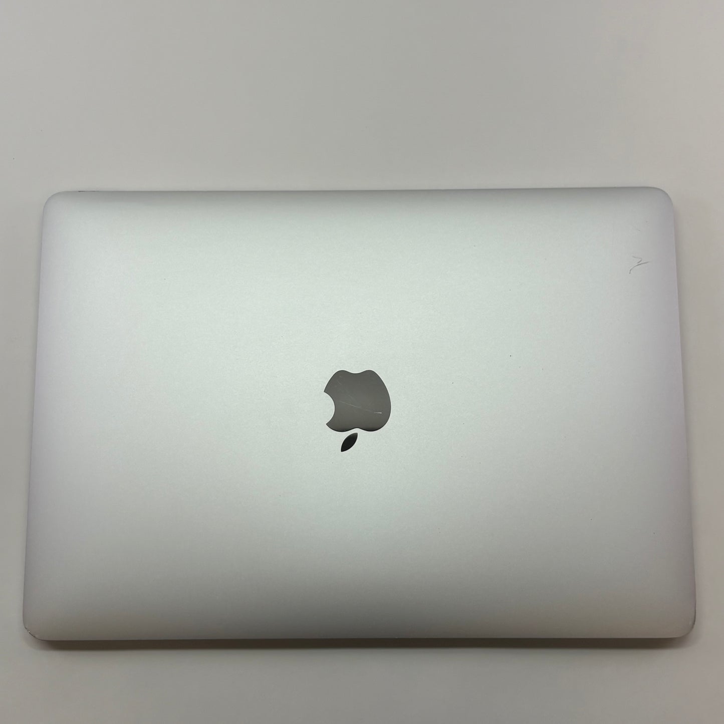 2017 Apple MacBook Pro 13.3" i5 3.1GHz 8GB RAM 256GB SSD Silver A1706