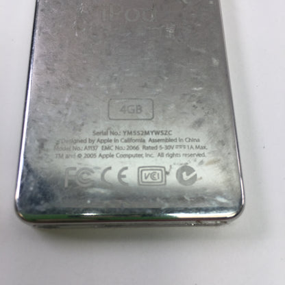 Broken Apple iPod Nano 1st Gen 4GB A1137 Bad Battery READ