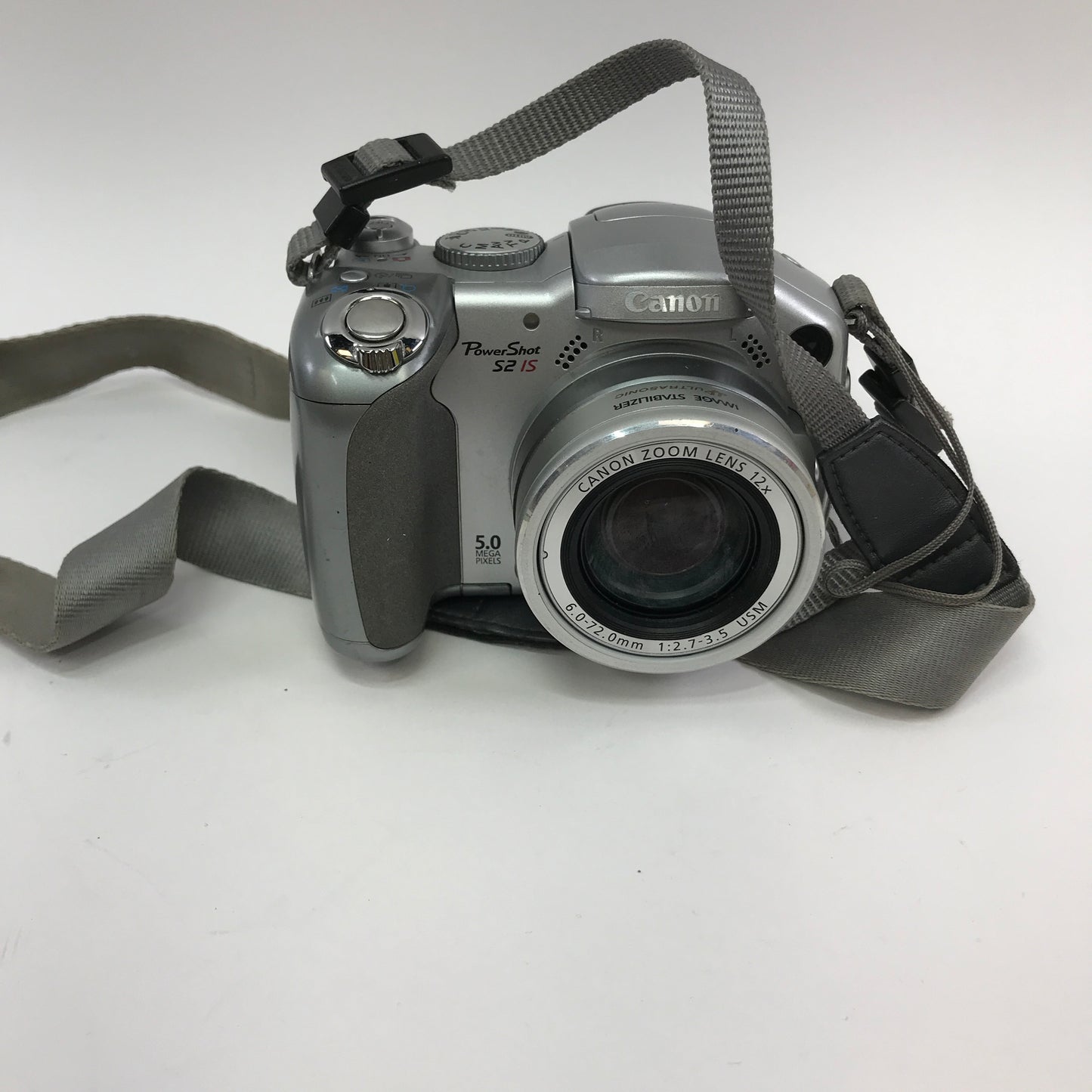 Lot of 7 Broken Digital Cameras [Nikon, Sony, Kodak and Minolta] No Power READ