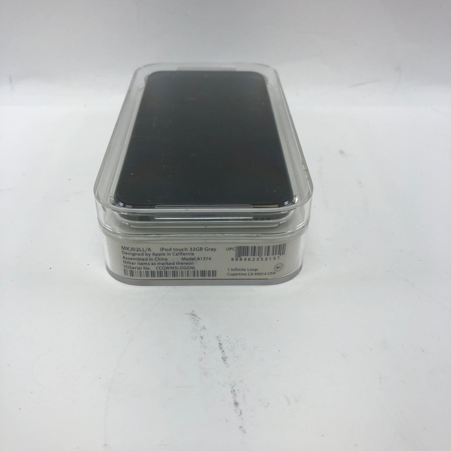 Apple iPod Touch 6th Gen 32GB Space Gray MKJ02LL/A With Box and EarPods