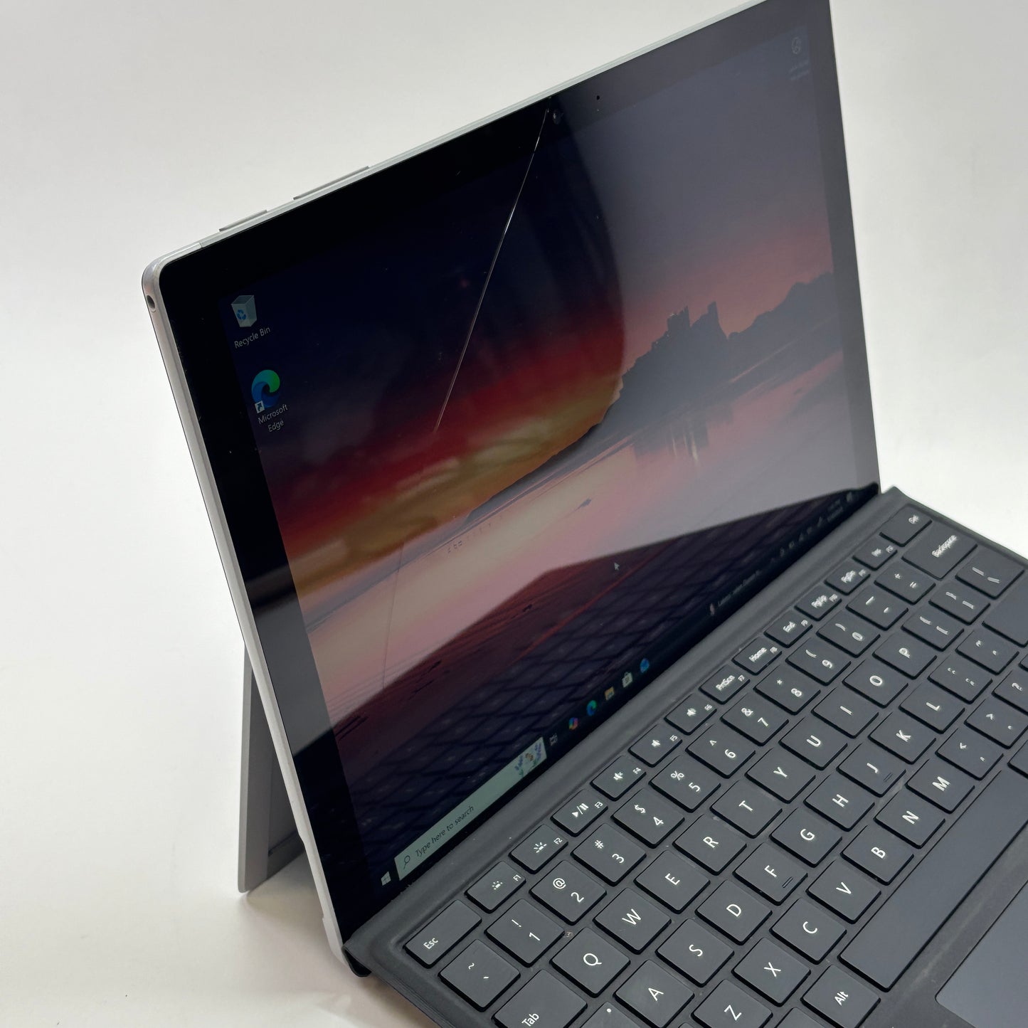 Microsoft Surface Pro 5 1796 12.3" i5-7300U 2.6GHz 8GB RAM 256GB SSD