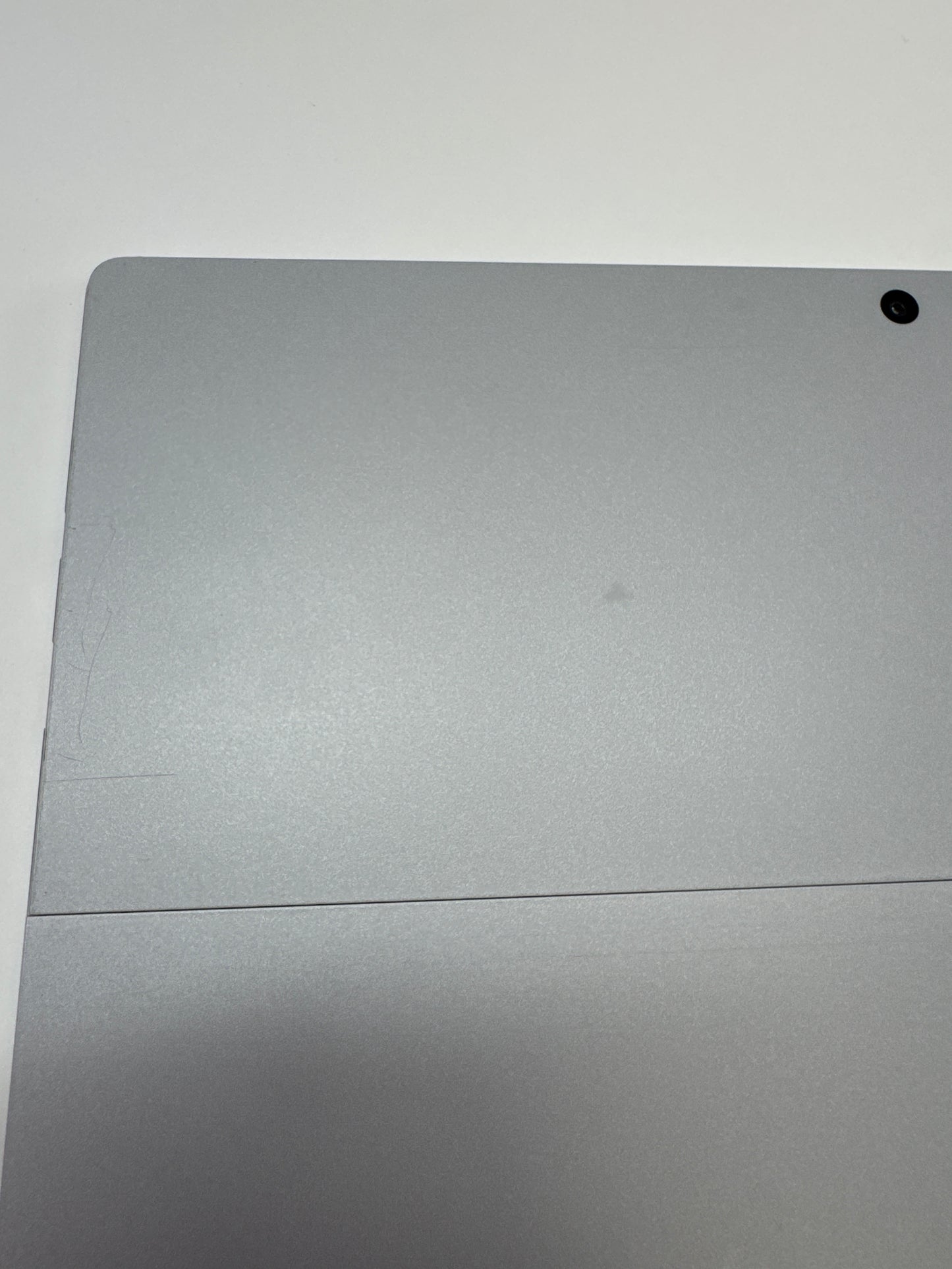 Microsoft Surface Pro 5 1796 12.3" i5-7300U 2.7GHz 8GB RAM 256GB SSD