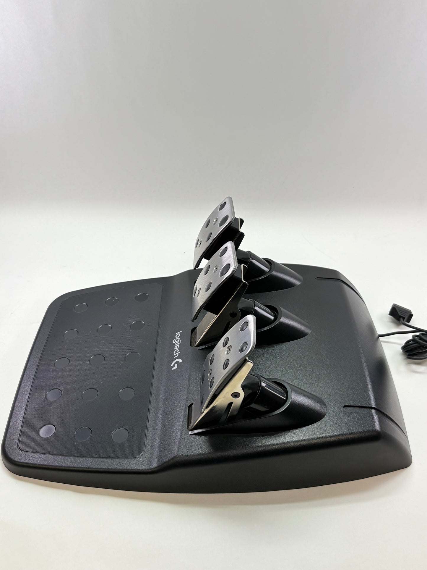 Logitech G920 Wireless Steering Wheel Controller With Shifter