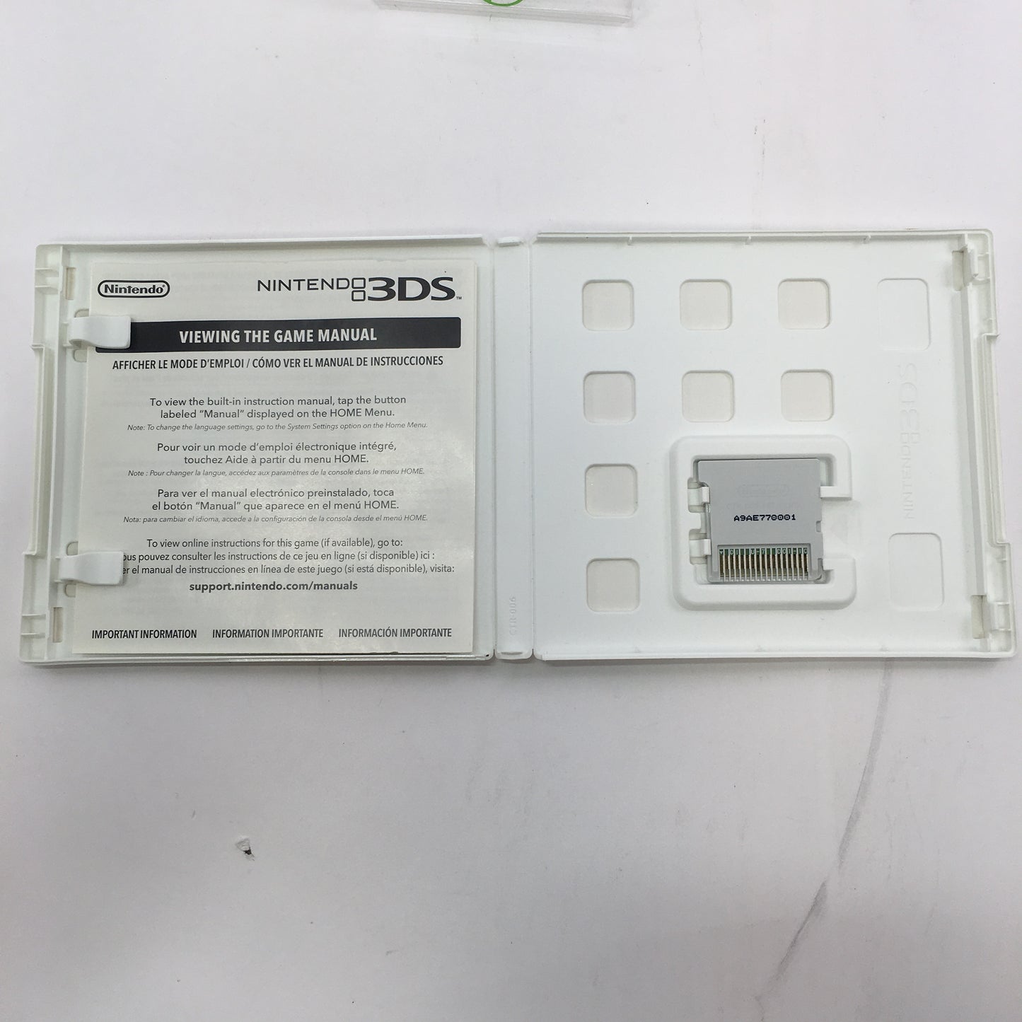 Metroid Samus Returns (Nintendo 3DS, 2017) Original Box and 3DS Manual