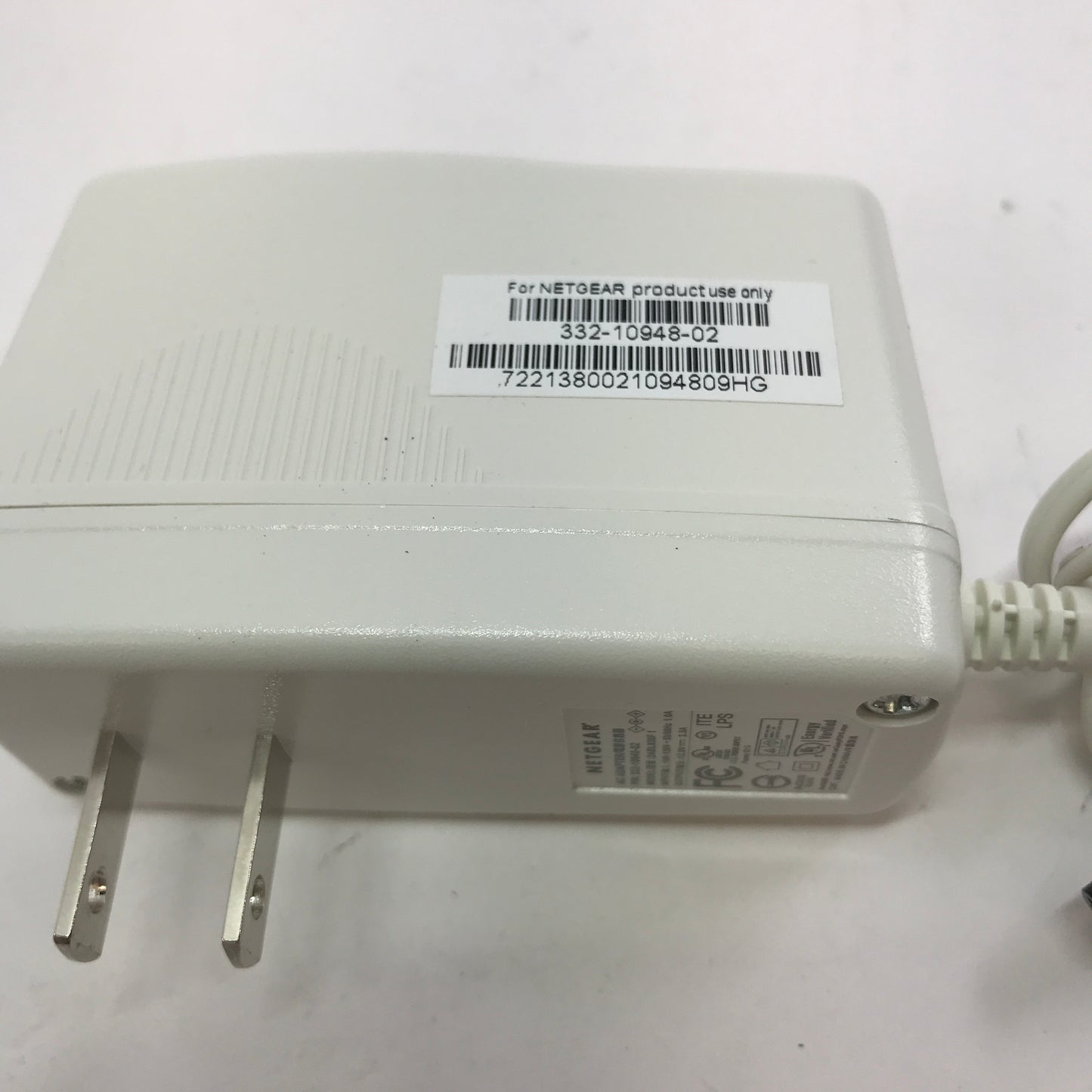 NETGEAR Orbi Router RBR50v2 Tri Band Mesh WiFi Router AC3000 w Power Supply